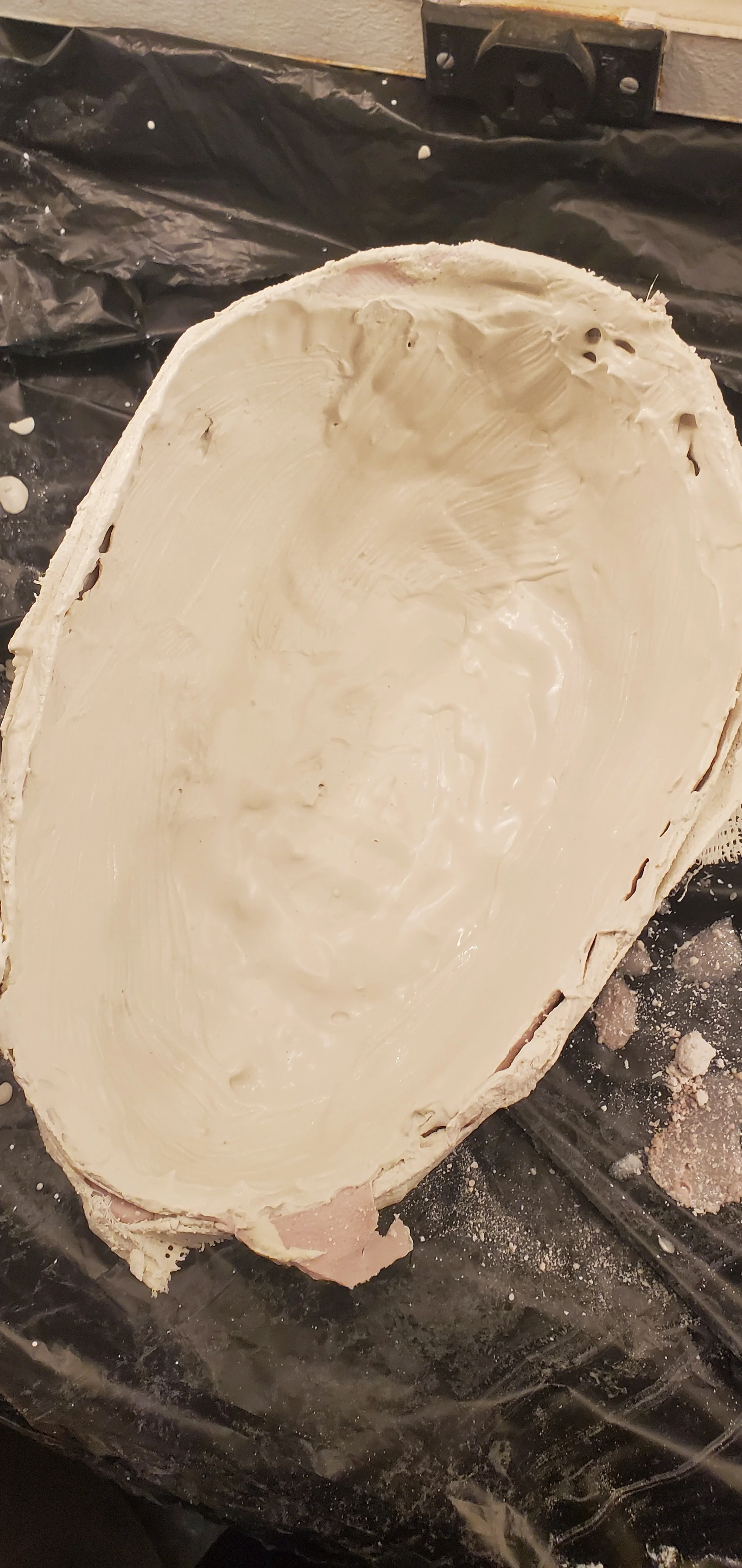 Filling with plaster