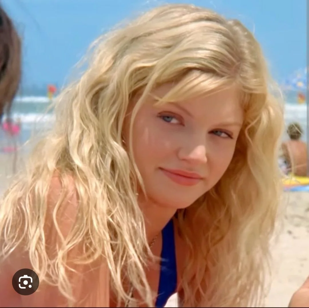Inspiration for Wig 1 - Rikki from H20