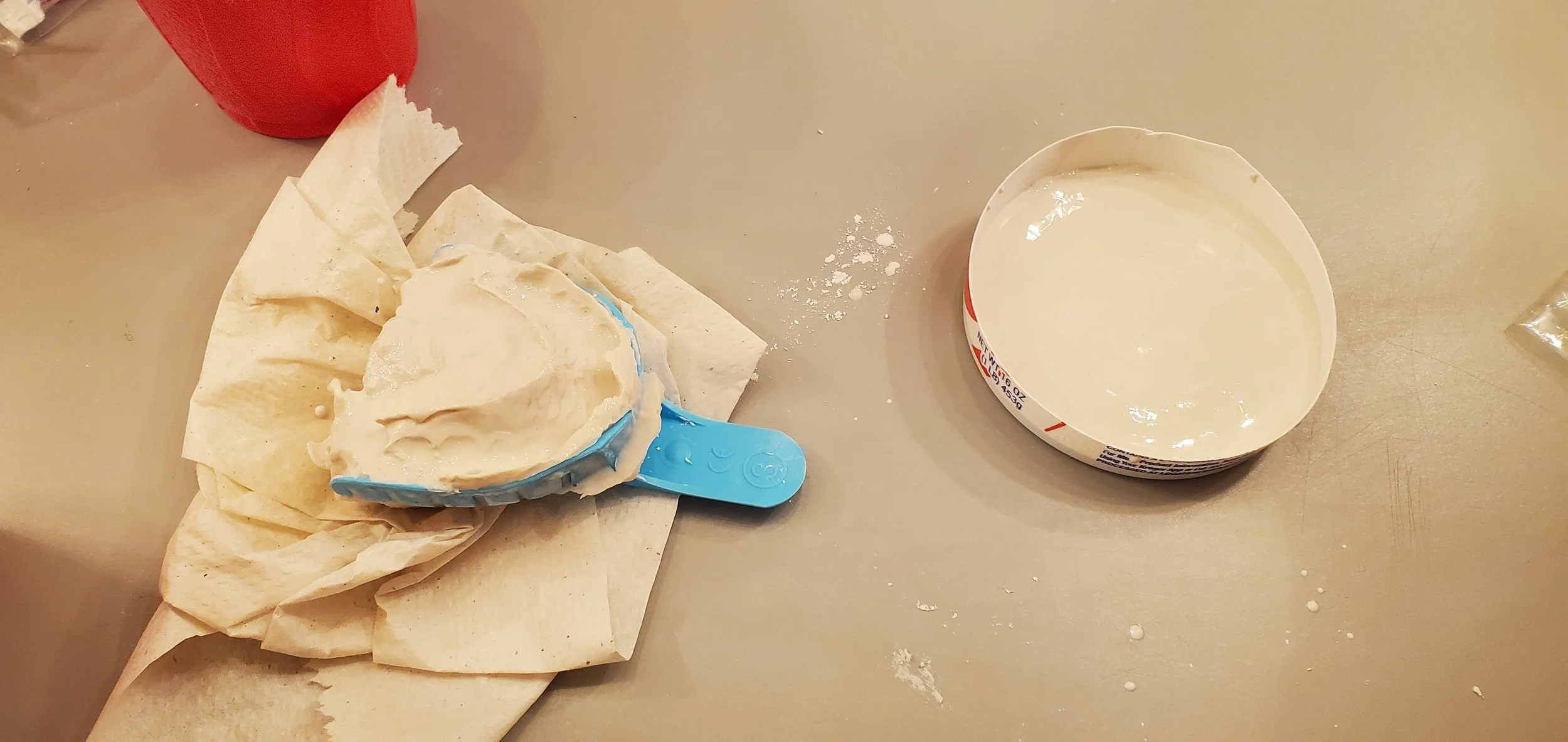 Filling with plaster