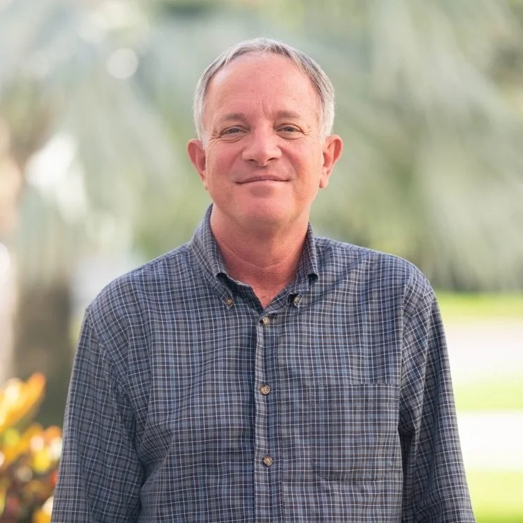 Portrait of Ron Tobias