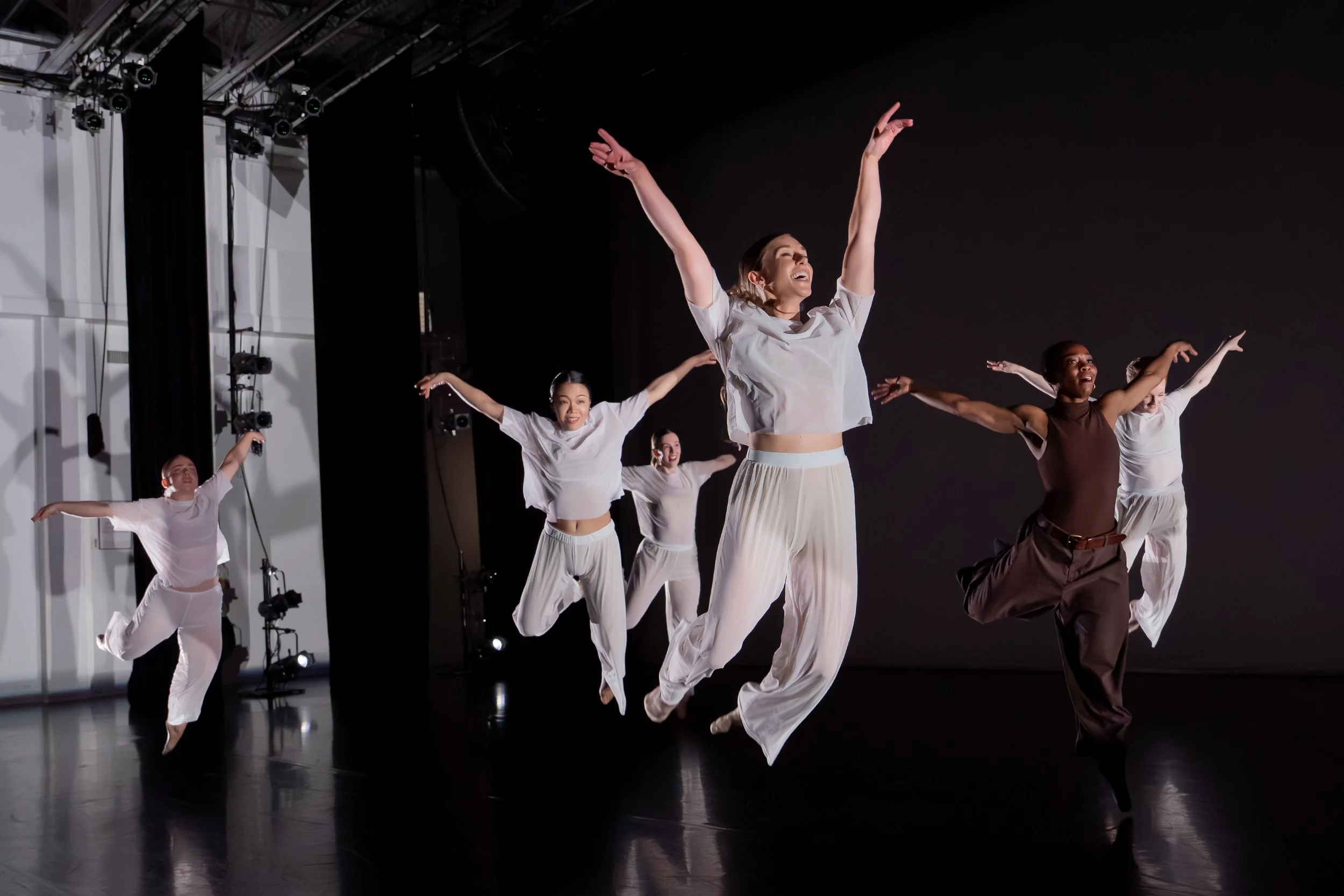 Dumbo Dance 6.jpg