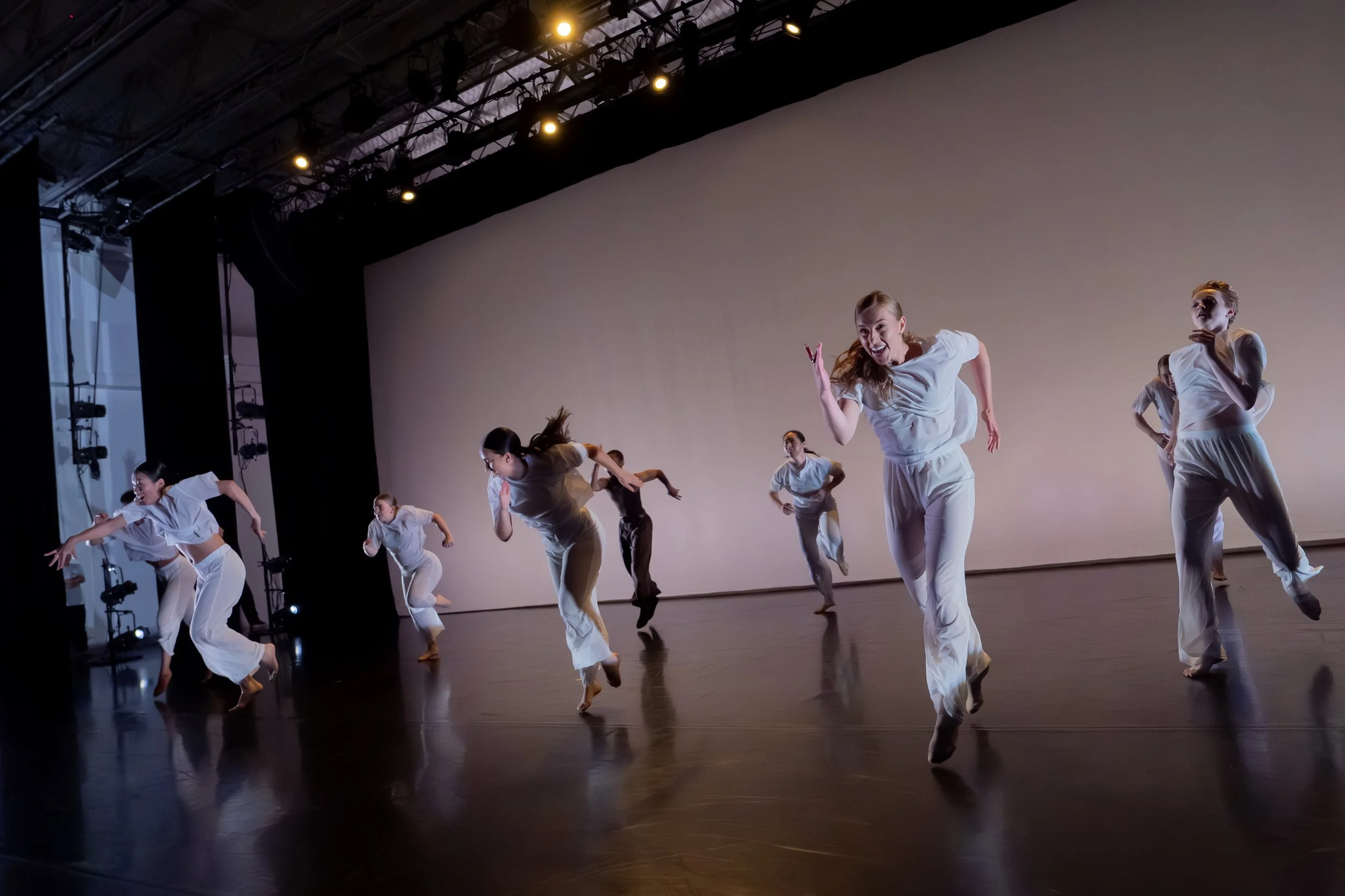 Dumbo Dance 5.jpg