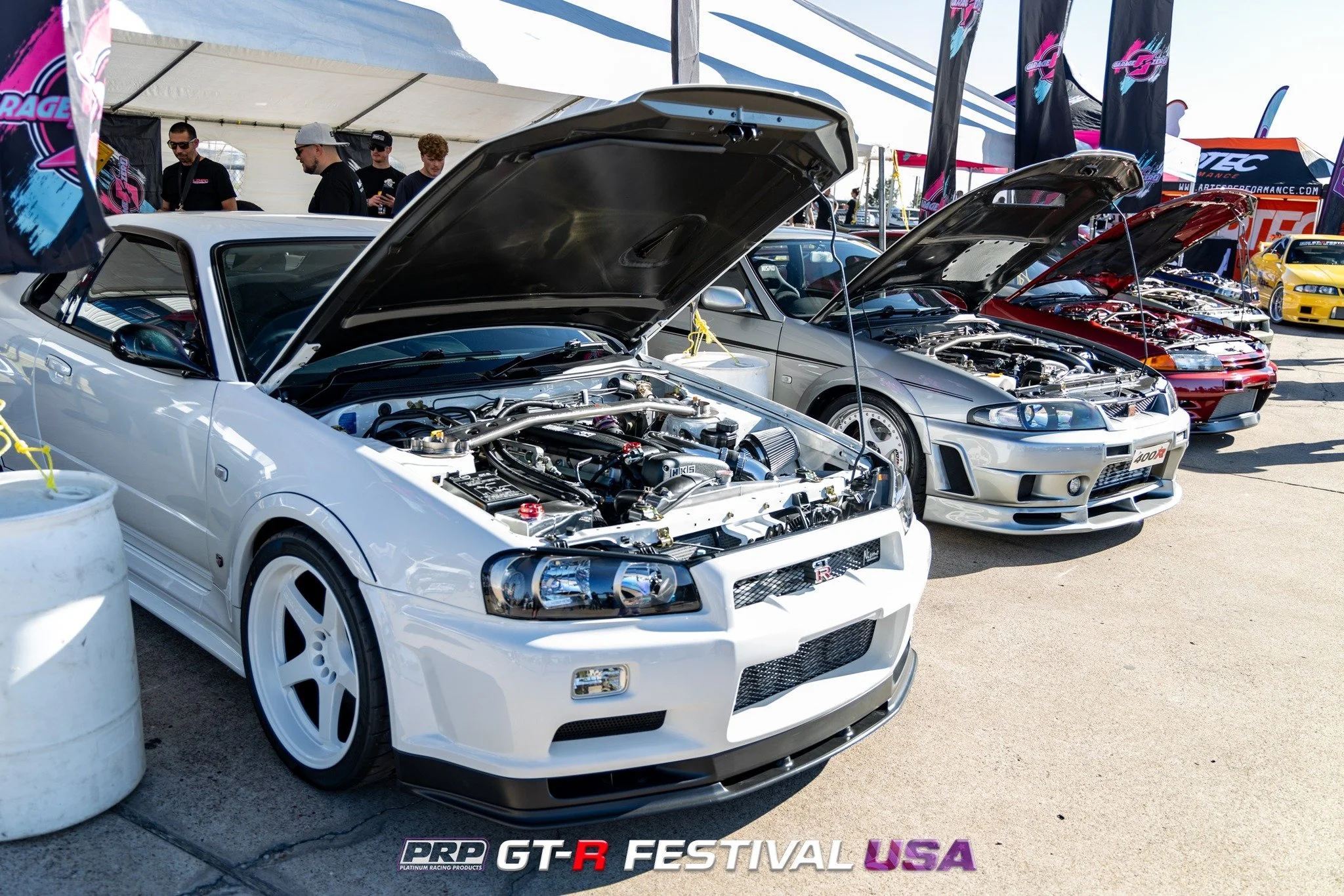@garageszer0 were a presenting sponsor for the very first PRP GT-R Festival USA and bought along one of the craziest line up of cars at the event, and drew constant crowds all weekend.
Andrew @400r_29  hit the dragstrip in his modeified Nismo 400R, s