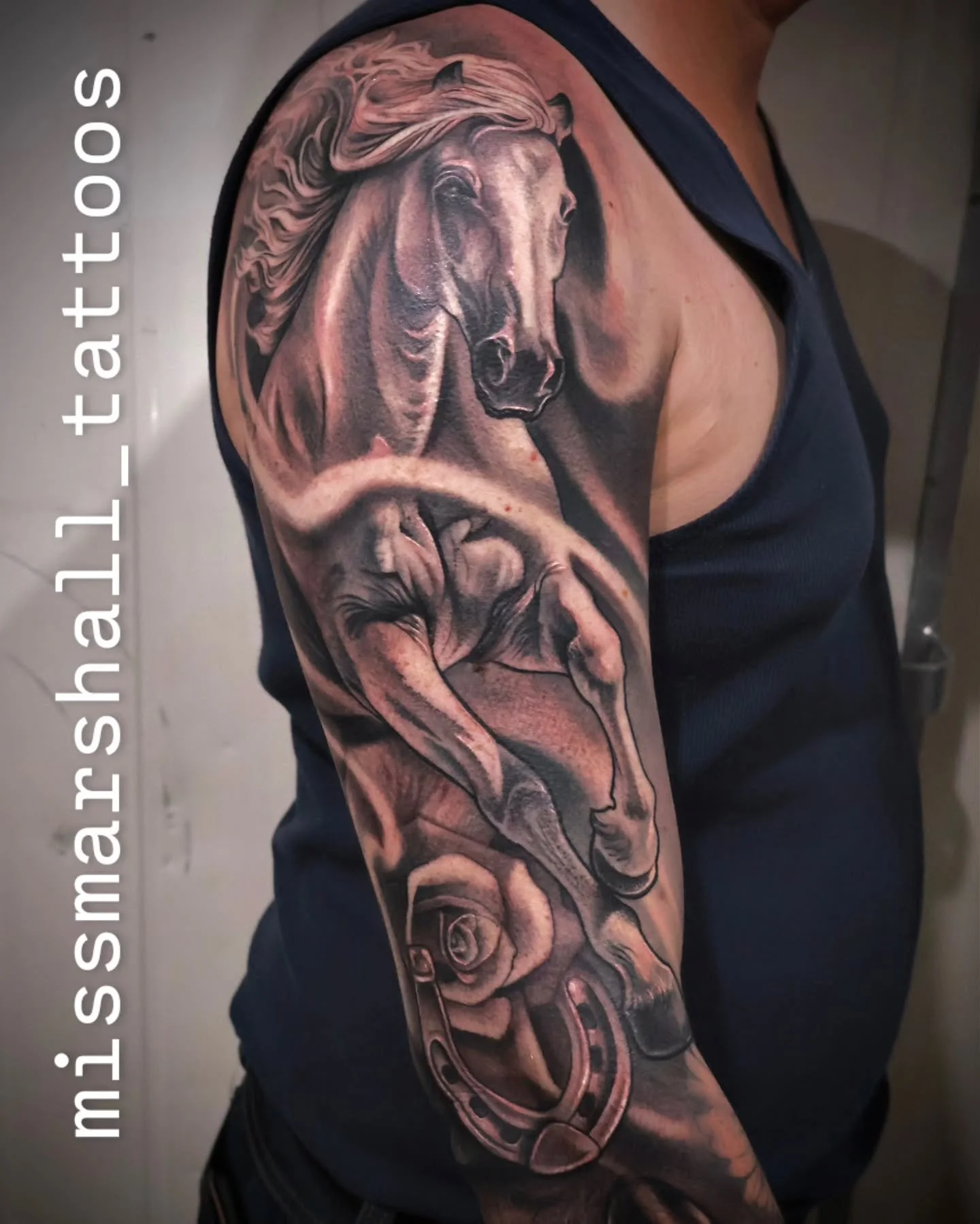 Laura AKA Missmarshall_tattoos is in my opinion one of Australia's most talented Artists and Tattooers. I want to showcase some of her work and let you know that she will work with from Wildewood studio by request. 

Send those special requests to La
