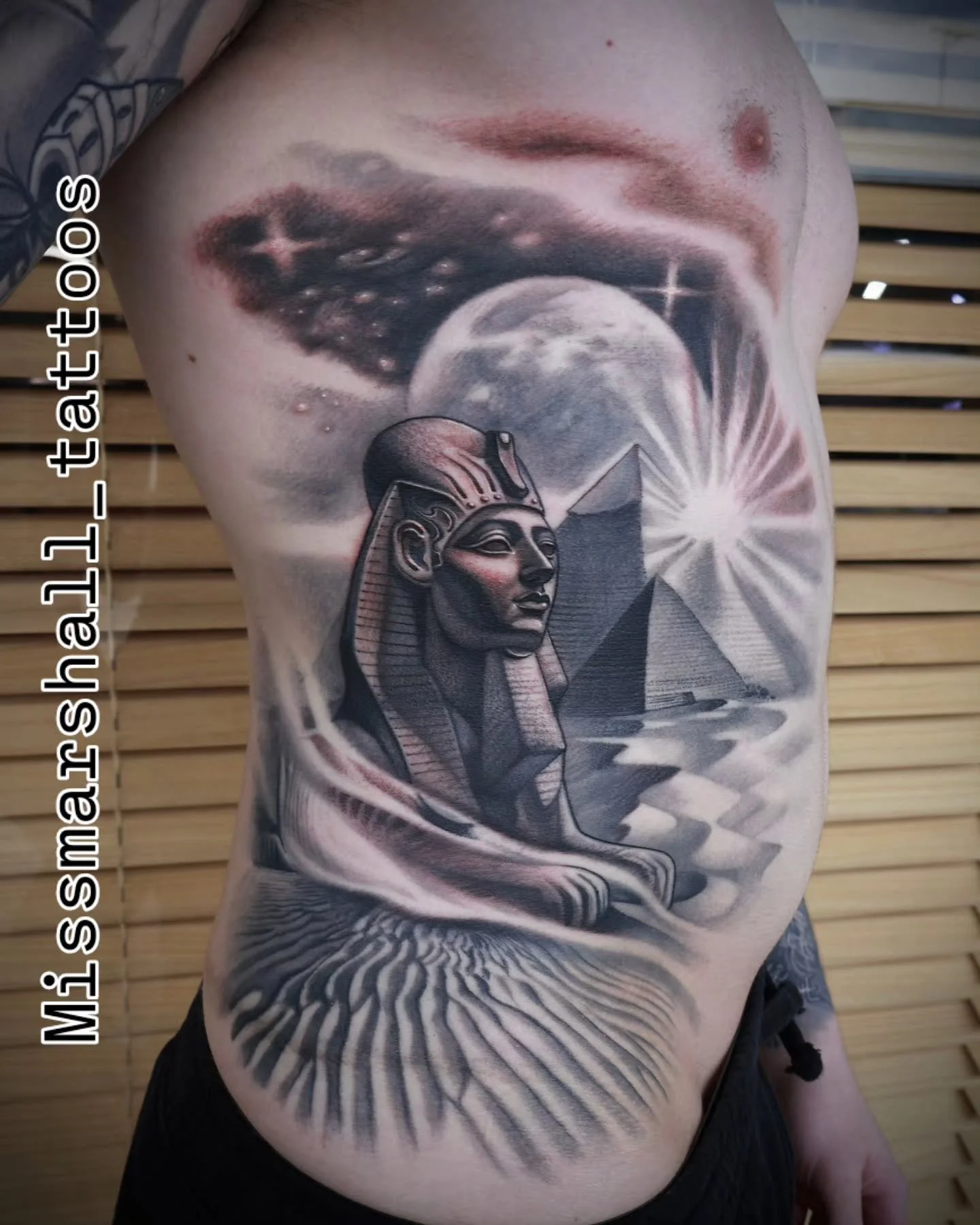 Laura AKA Missmarshall_tattoos is in my opinion one of Australia's most talented Artists and Tattooers. I want to showcase some of her work and let you know that she will work with us here at Wildewood by request. 

Send those special requests to Lau