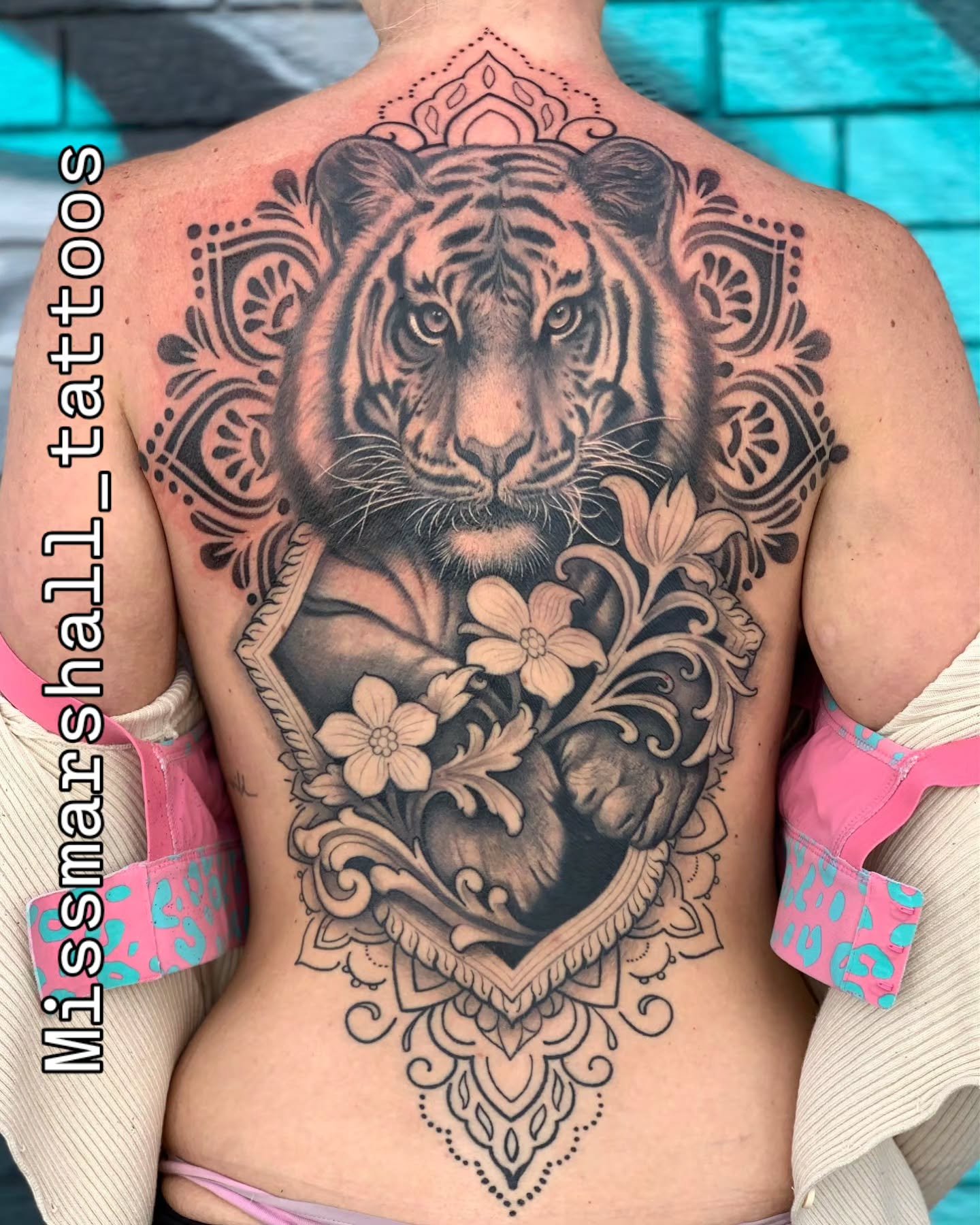 Laura AKA Missmarshall_tattoos is in my opinion one of Australia's most talented Artists and Tattooers. I want to showcase some of her work and let you know that she will work with us here at Wildewood by request. 

Send those special requests to Lau
