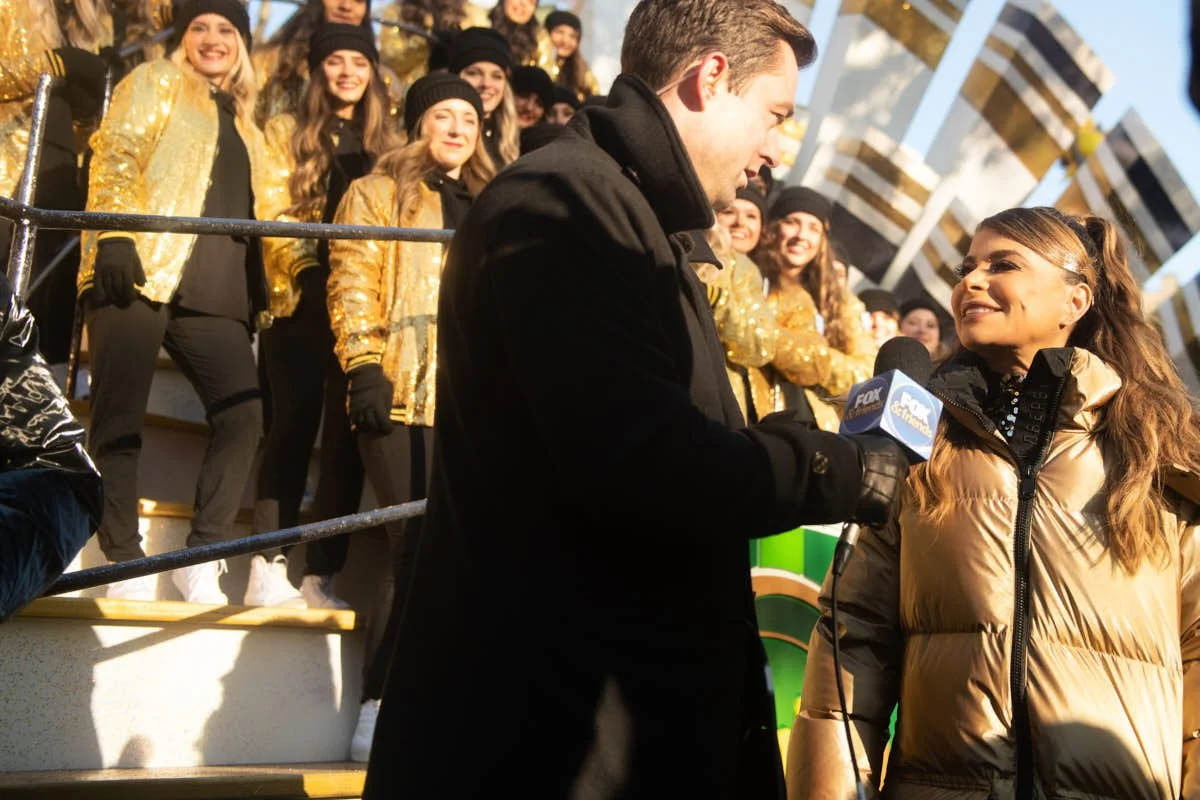 event-photography-nyc-macys-parade-jennie-o-paula-abdul 14.jpg