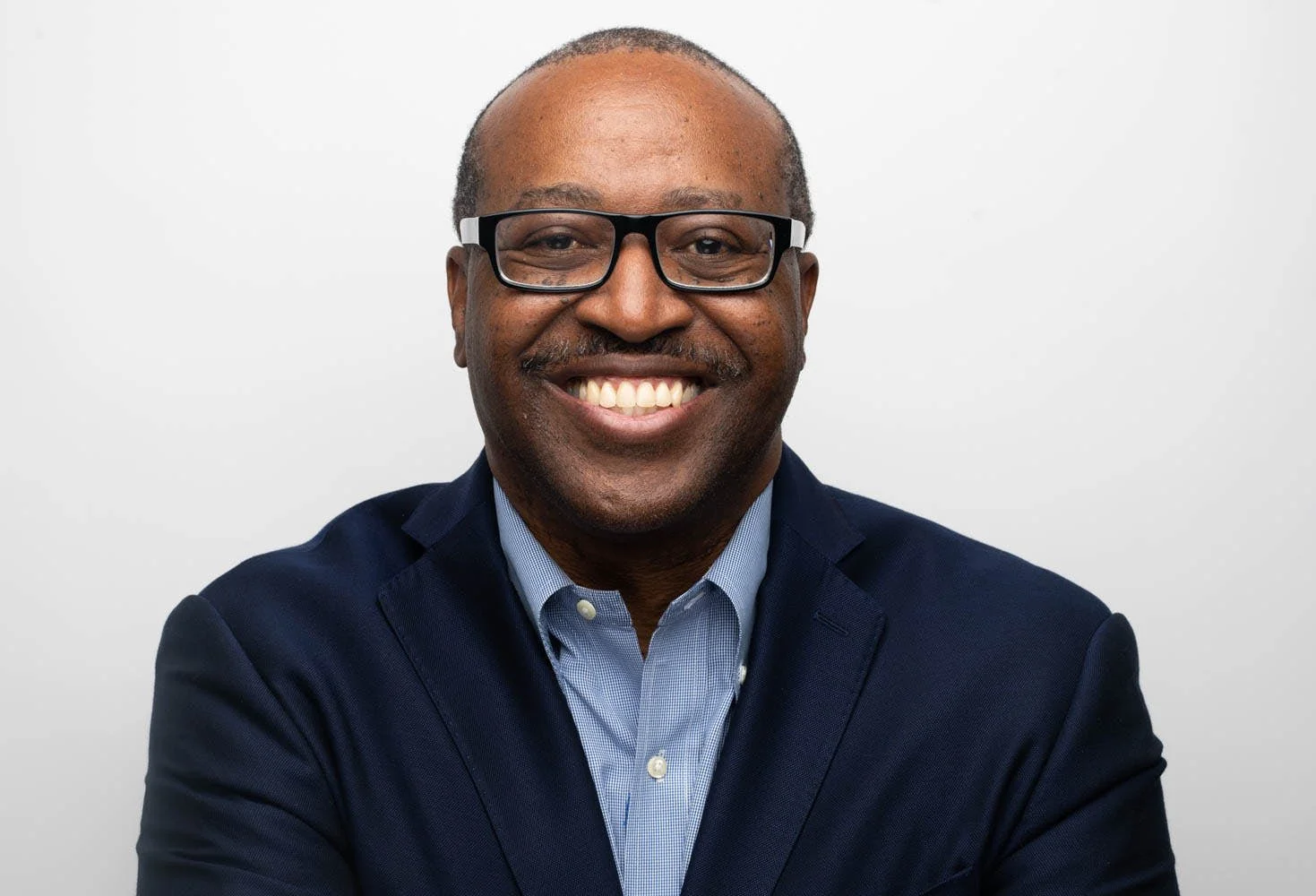 frontier_communications_corporate_headshots 5.jpg