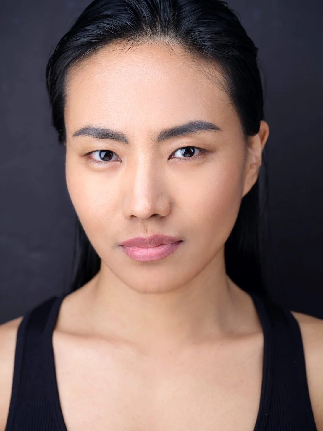 Professional Headshot of New York City Actor Liora Kingsley 