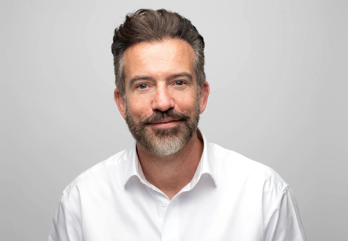 frontier_communications_corporate_headshots 3.jpg