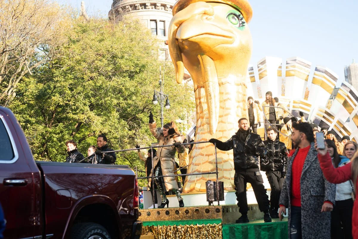 event-photography-nyc-macys-parade-jennie-o-paula-abdul 17.jpg