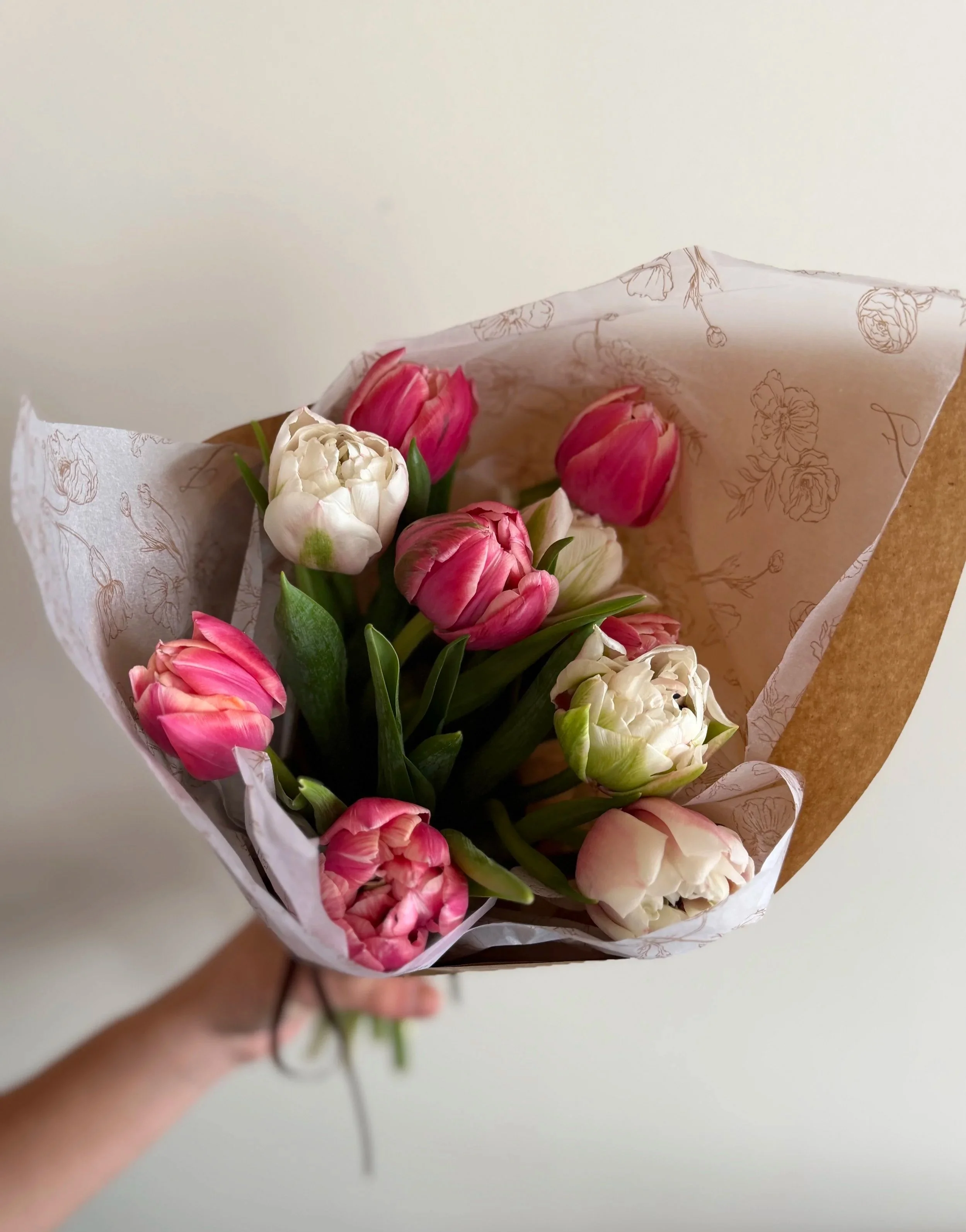 Bouquet  Saint-Valentin ( sans feuillage)