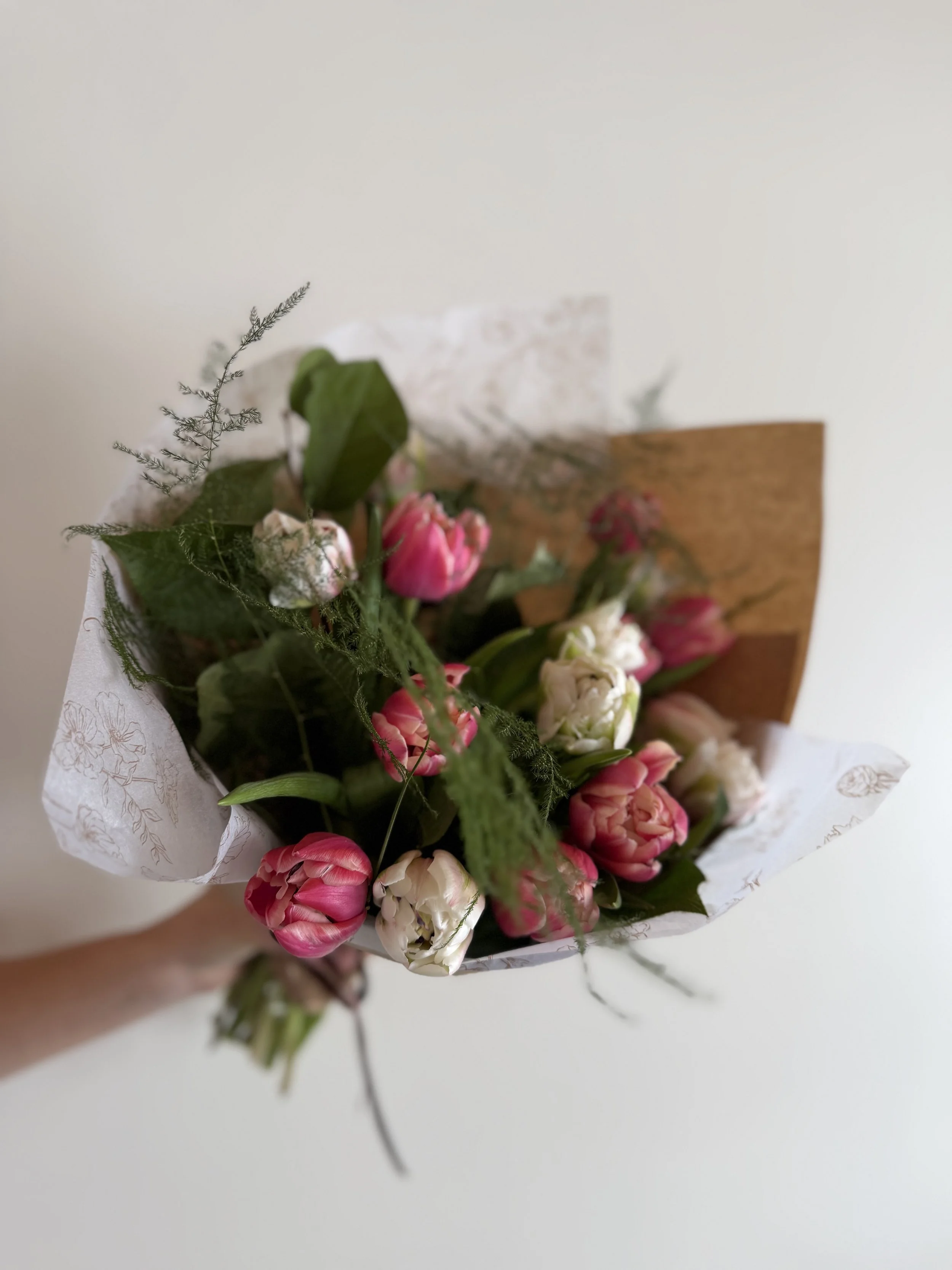 Bouquet Saint-Valentin (avec feuillage)