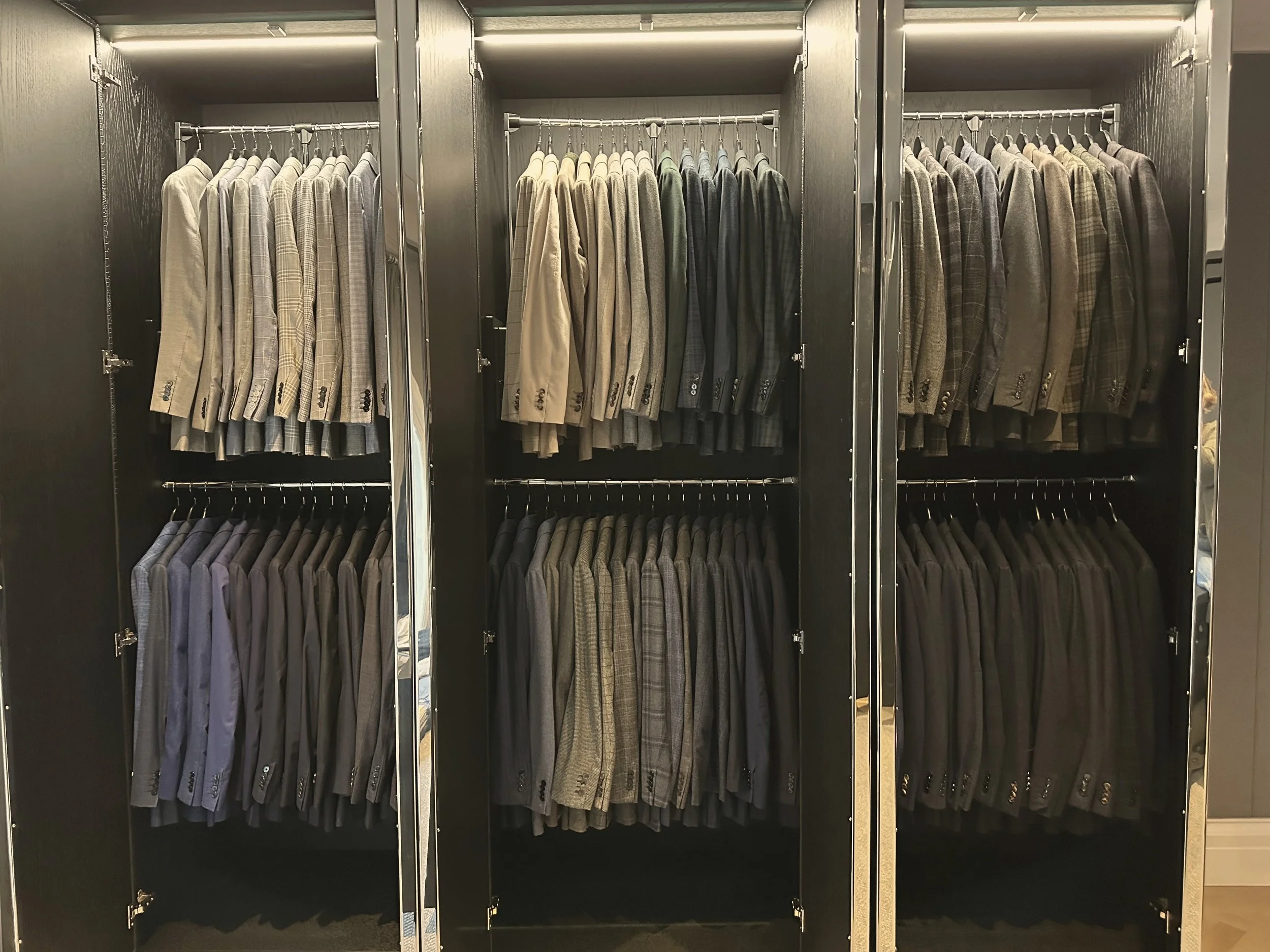 wardrobe-fairy-rainbow-knitwear-wardrobe-organisation-london.jpg