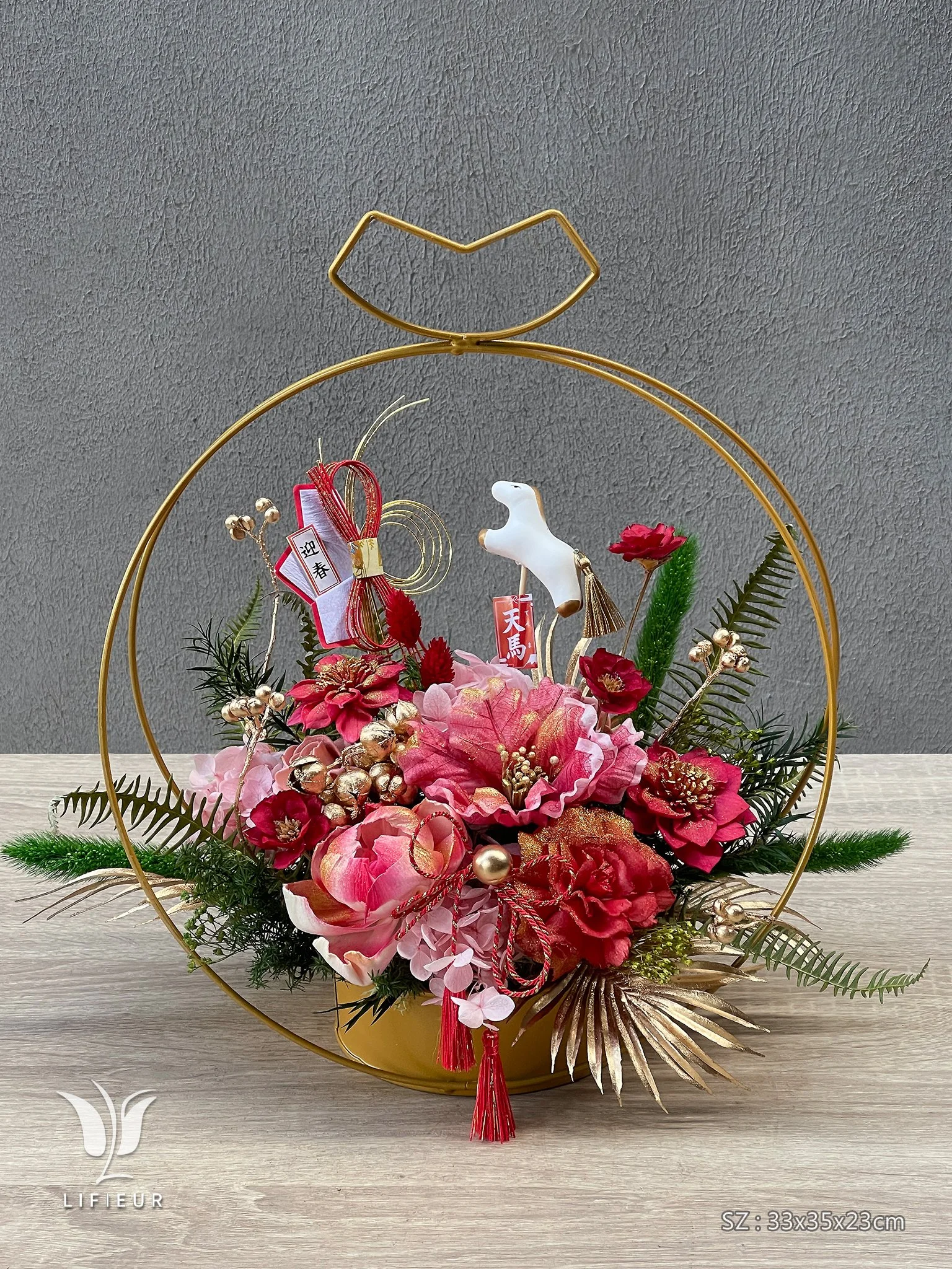 新年人造乾燥花盆花