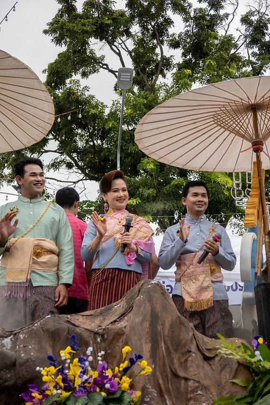 Ubon Ratchathani kynttiläfestivaalit kulkue