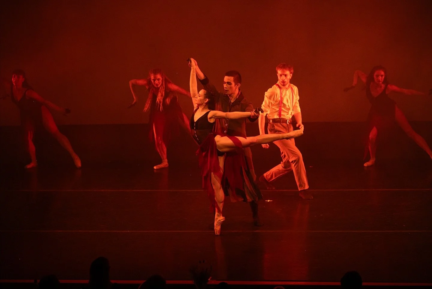A collection of photos from @ballet314&rsquo;s Fall F&ecirc;te performance last night 🍂🩰

It was an evening of gorgeous dancing and showcased how versatile Ballet 314 truly is with a diverse set of choreography by @rbodi314, @siodhachan.o.siuleabha