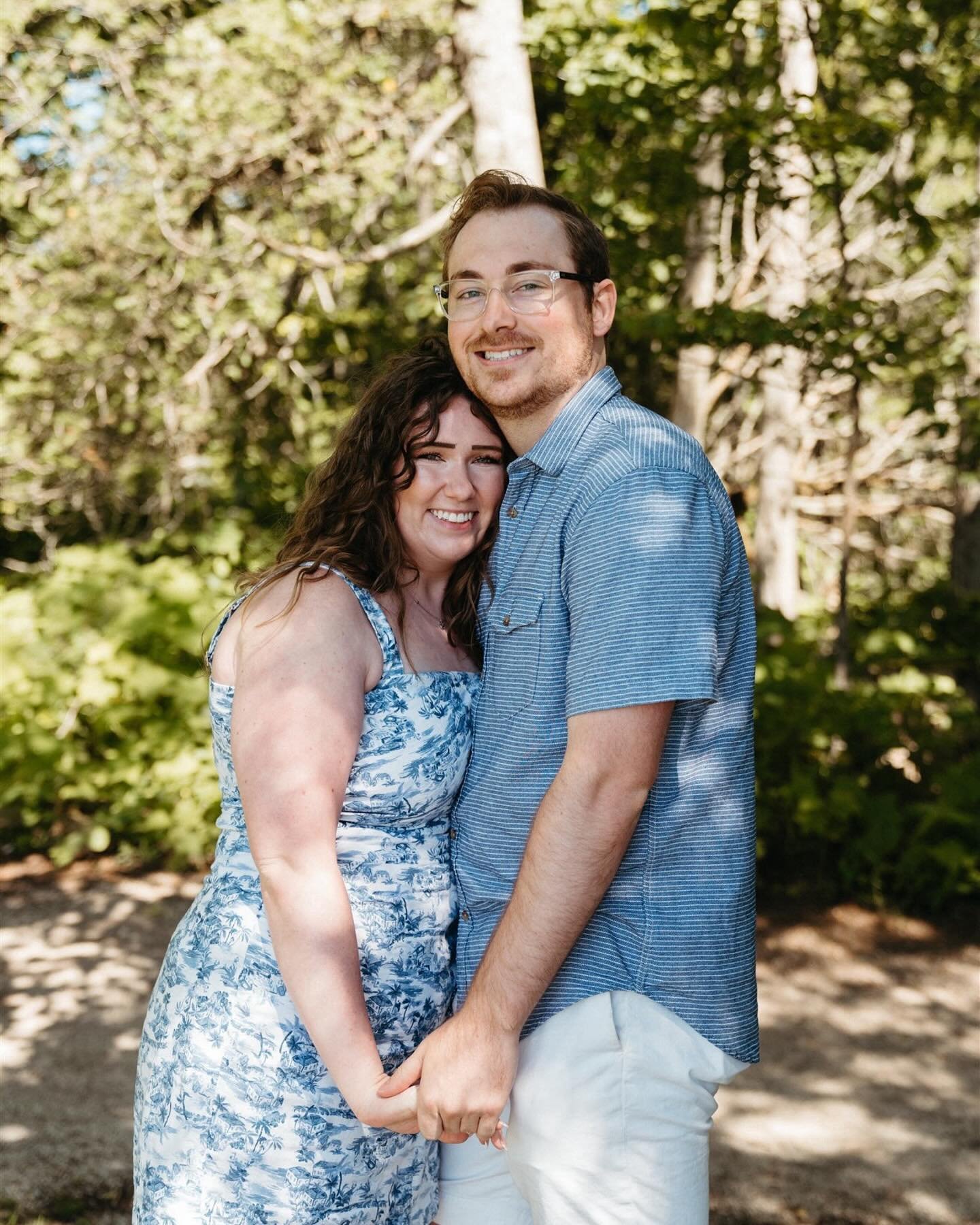 Morgan &amp; Bradley are getting married 🩵 

Such a sweet proposal at Cave Point this summer, the perfect way to end their weekend getaway ✨💍