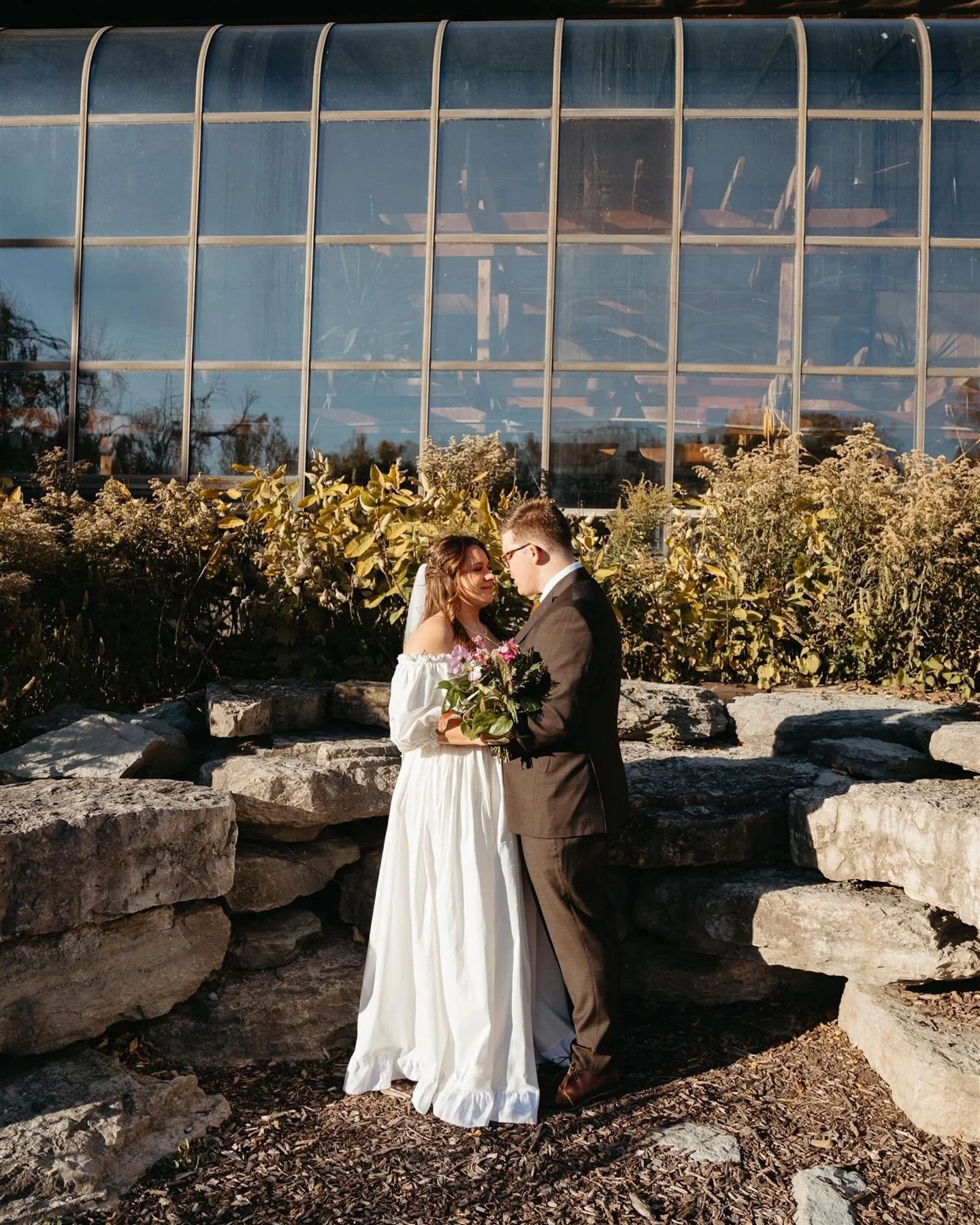 Kristin and Andrew got married 🤍 

A bouquet from their front lawn, shoes made by Andrew himself, and some delightful tacos and cakes. Their love is one for the books ✨