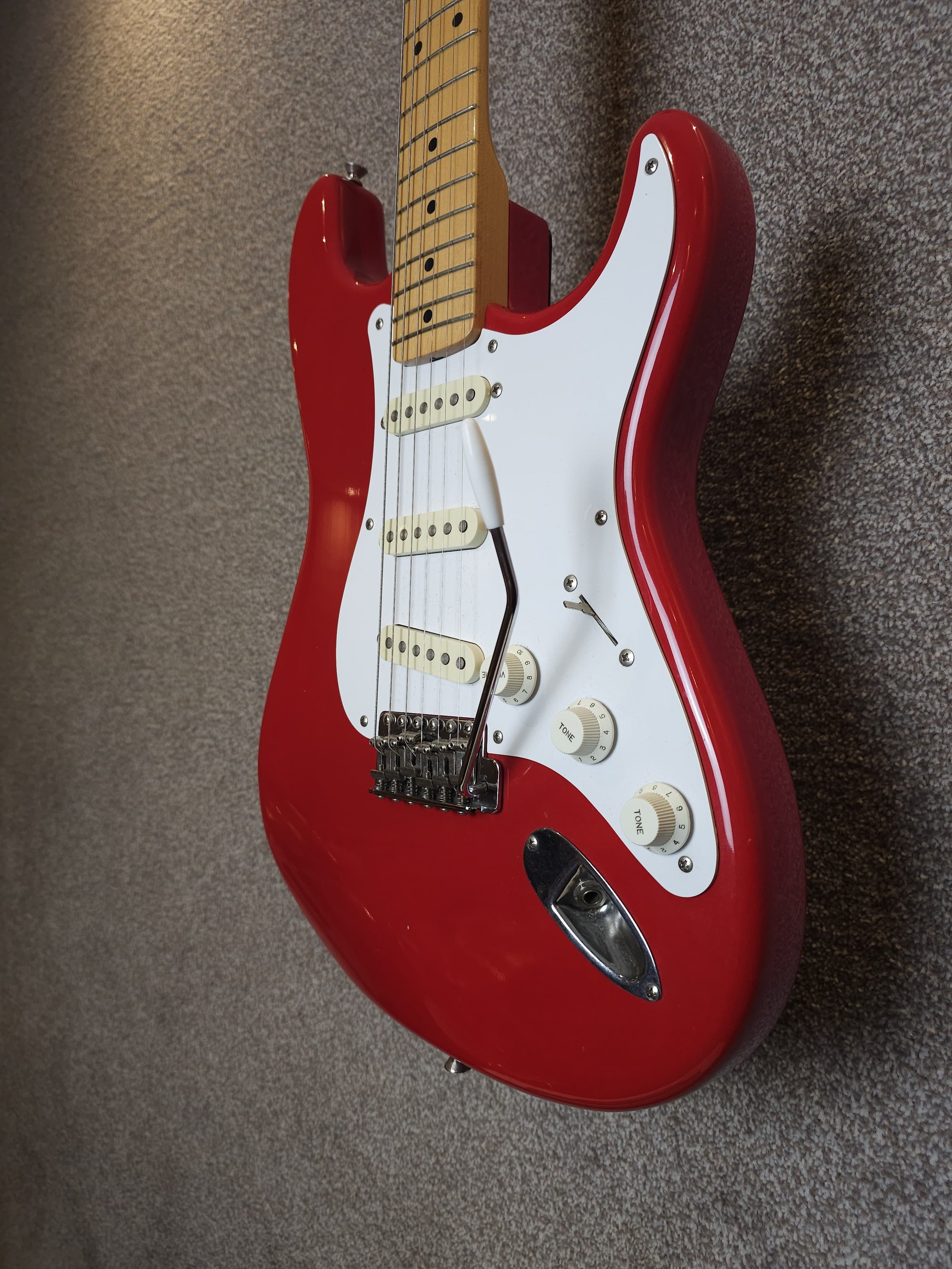 FENDER - Stratocaster - 1984/7 - Made in Japan
