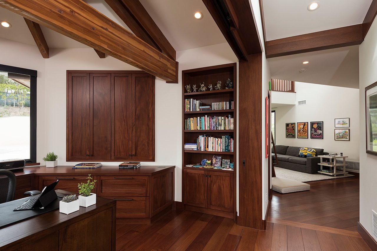 THE CHILDREN’S AREA FEATURES A UNIQUE “READING LOFT.”