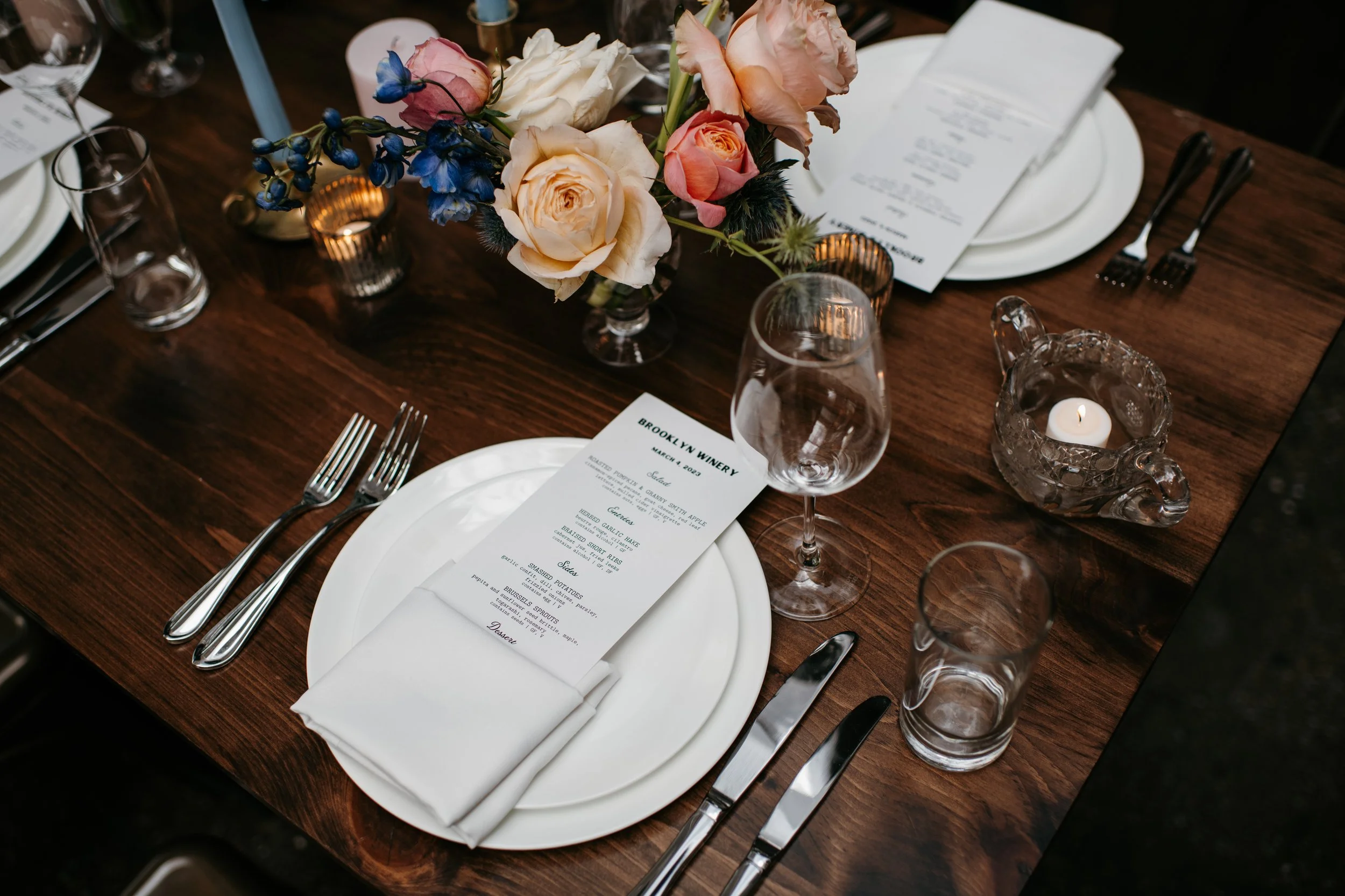 table scape designed by a wedding florist in NYC