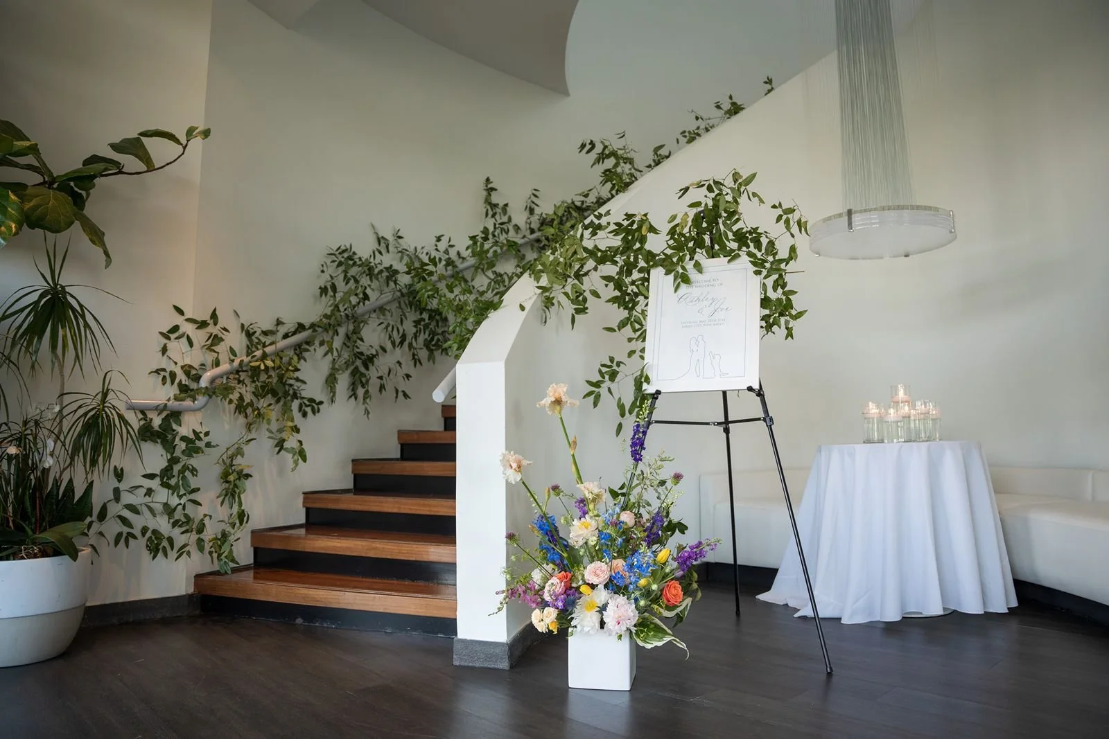 Floral design and grand staircase at Maritime Parc