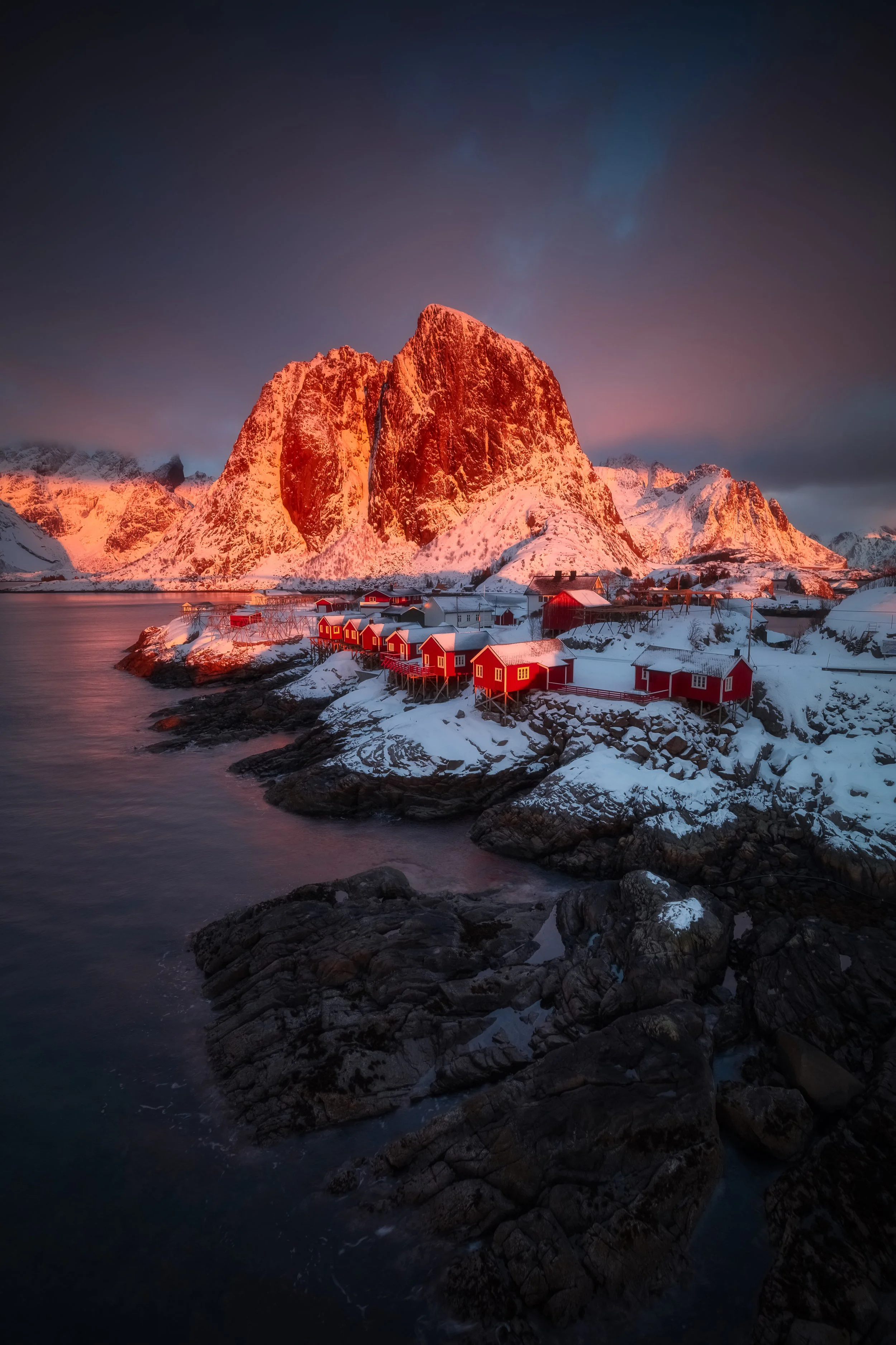 Hamnøy in winter light