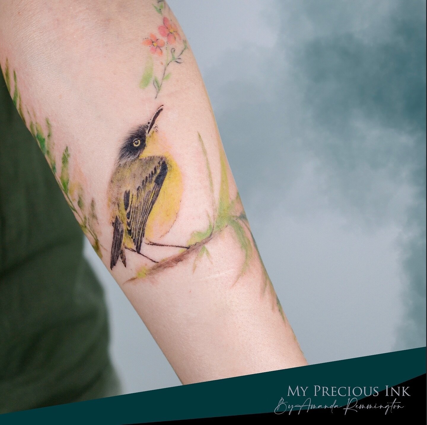 This little bird has been added to the little frog. Still work in progress!

///&mdash;&mdash;&gt; www.mypreciousink.nl &lt;&mdash;&mdash;\\\

#Tattoo #watercolortattoo #watercolourtattoo #watercolor #thebesttattooartists #tattoodo 
  #tattooart #tat