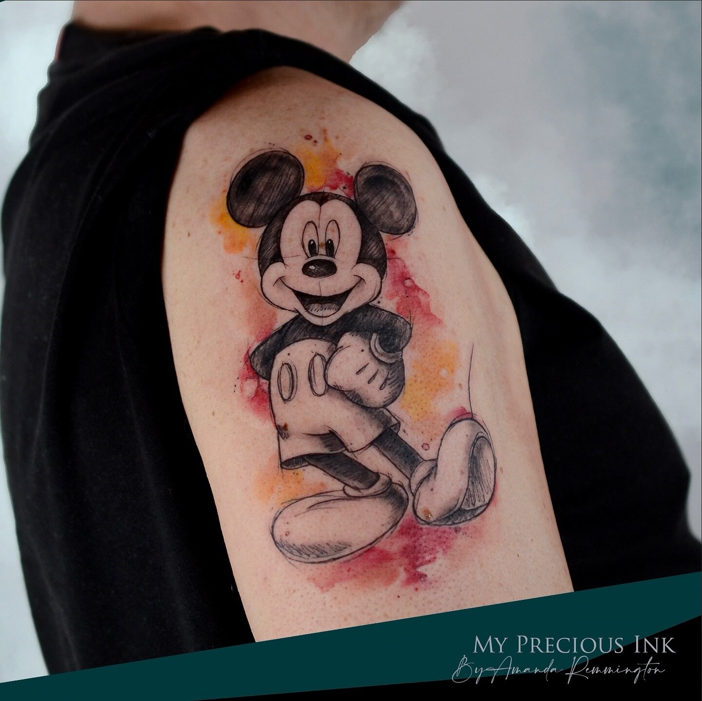 Mickey!! In sketch style with watercolor.
Love those Disney tattoo&rsquo;s ❤️
Who would you get?

///&mdash;&mdash;&gt; www.mypreciousink.nl &lt;&mdash;&mdash;\\\

#Tattoo #watercolortattoo #watercolourtattoo #watercolor #thebesttattooartists #tattoo