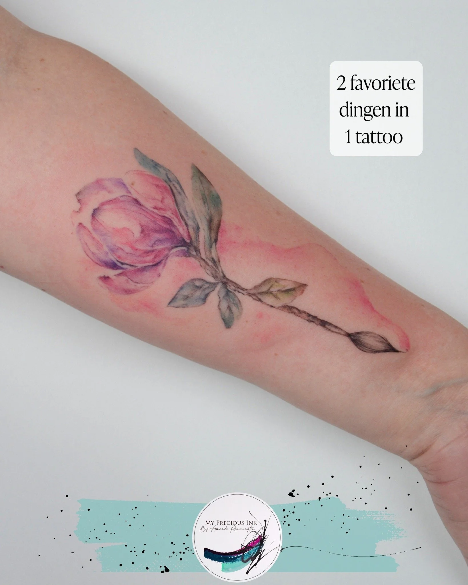 Twee favoriete dingen in &eacute;&eacute;n tattoo.

Een watercolor magnolia &eacute;n een kwast.

Niet omdat het &lsquo;mooi klinkt&rsquo;,
maar omdat dit klopt voor haar.
Zacht waar het kan.
Sterk waar het moet.
En vooral: helemaal eigen.

Zou jij o