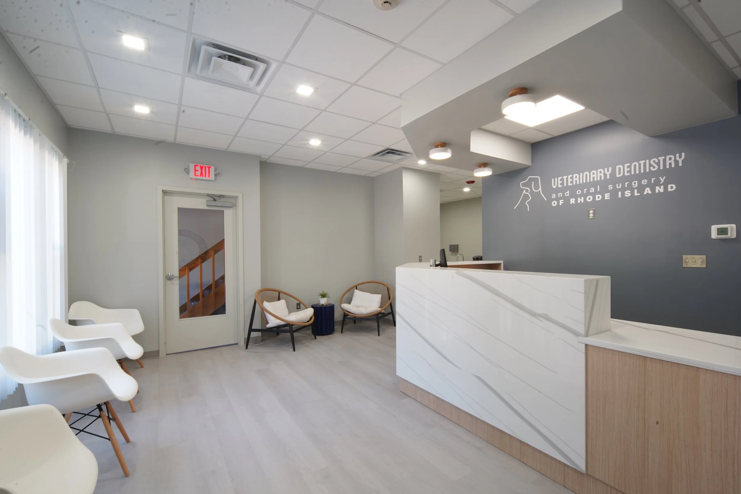 Vet-Dentistry-Reception-Room-by-Key-Construction.JPG