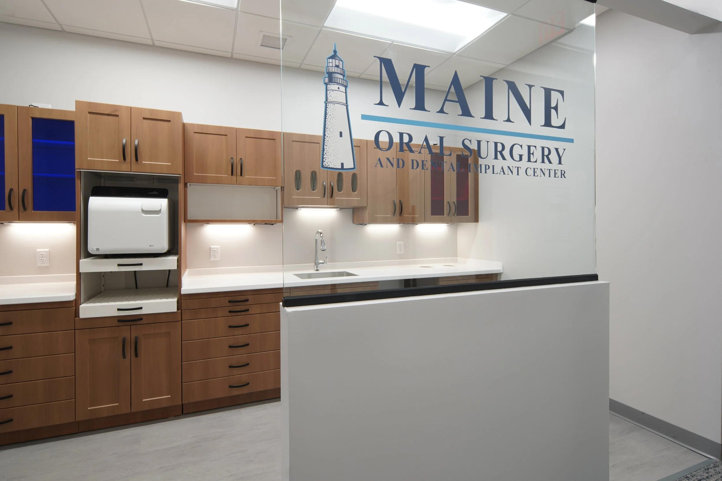 Maine-Oral-Reception-lab-room-2847.jpg