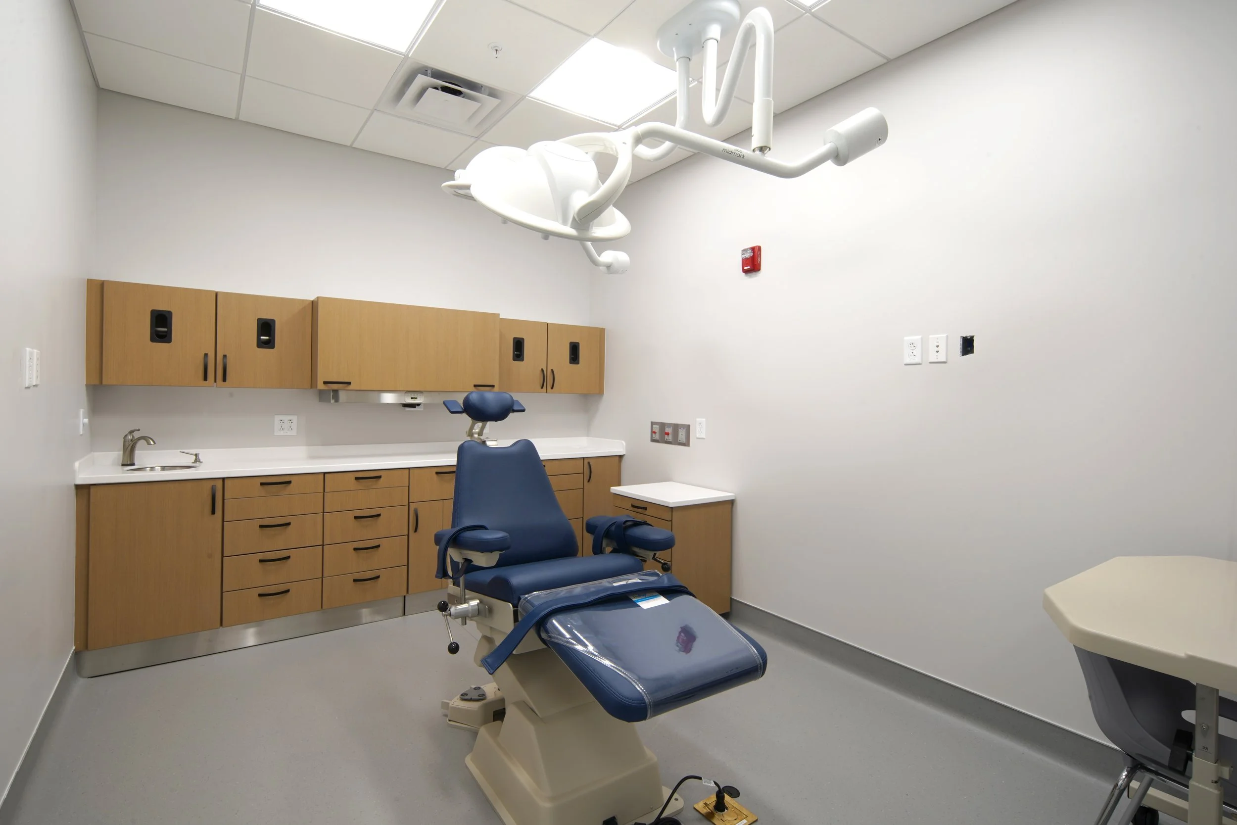 Maine-Oral-exam-room-2856.jpg