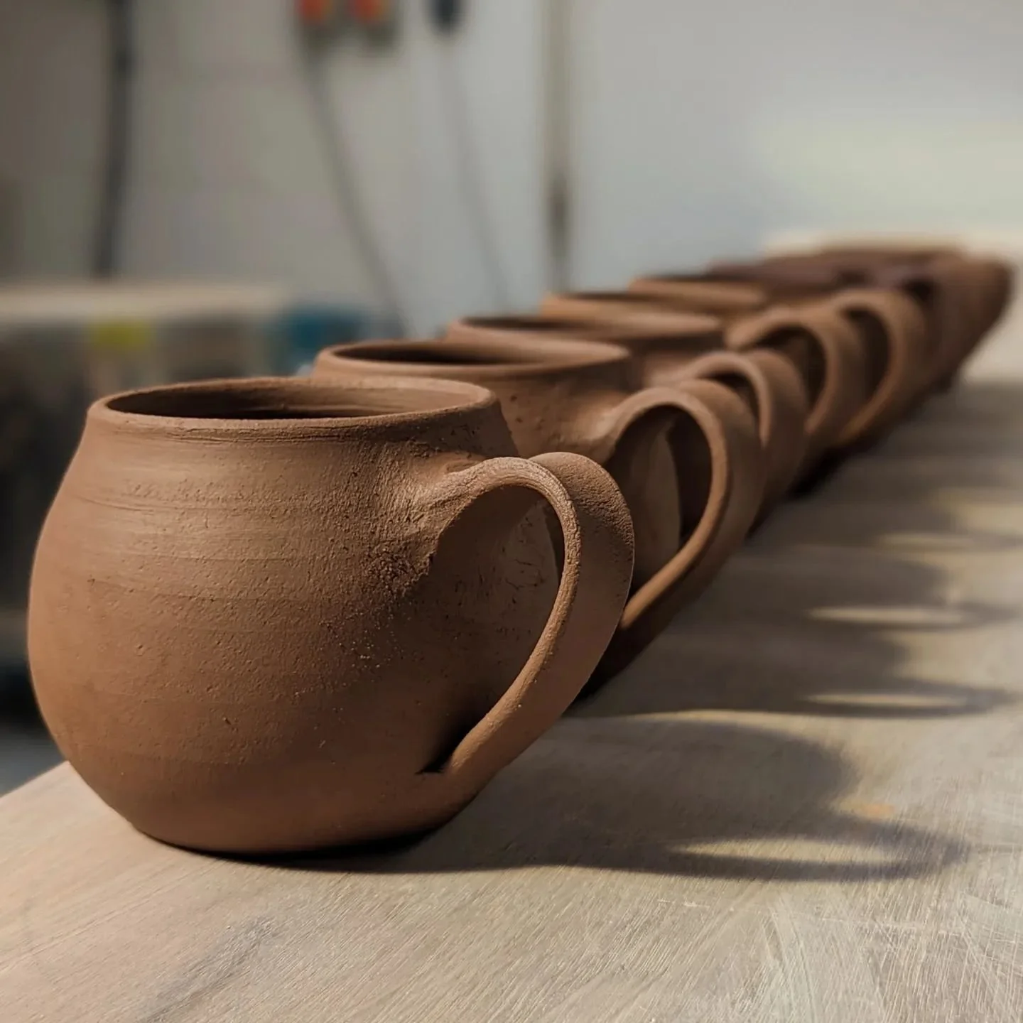 ☀️ Here is a little behind the scenes of the making process of our lovely wares. We throw all our pottery on wheels using a terracotta crank clay. We have some coffee cups and special hot chocolate mugs coming your way. 🌟 

🌝

☀️ 

#mug #hotchocola