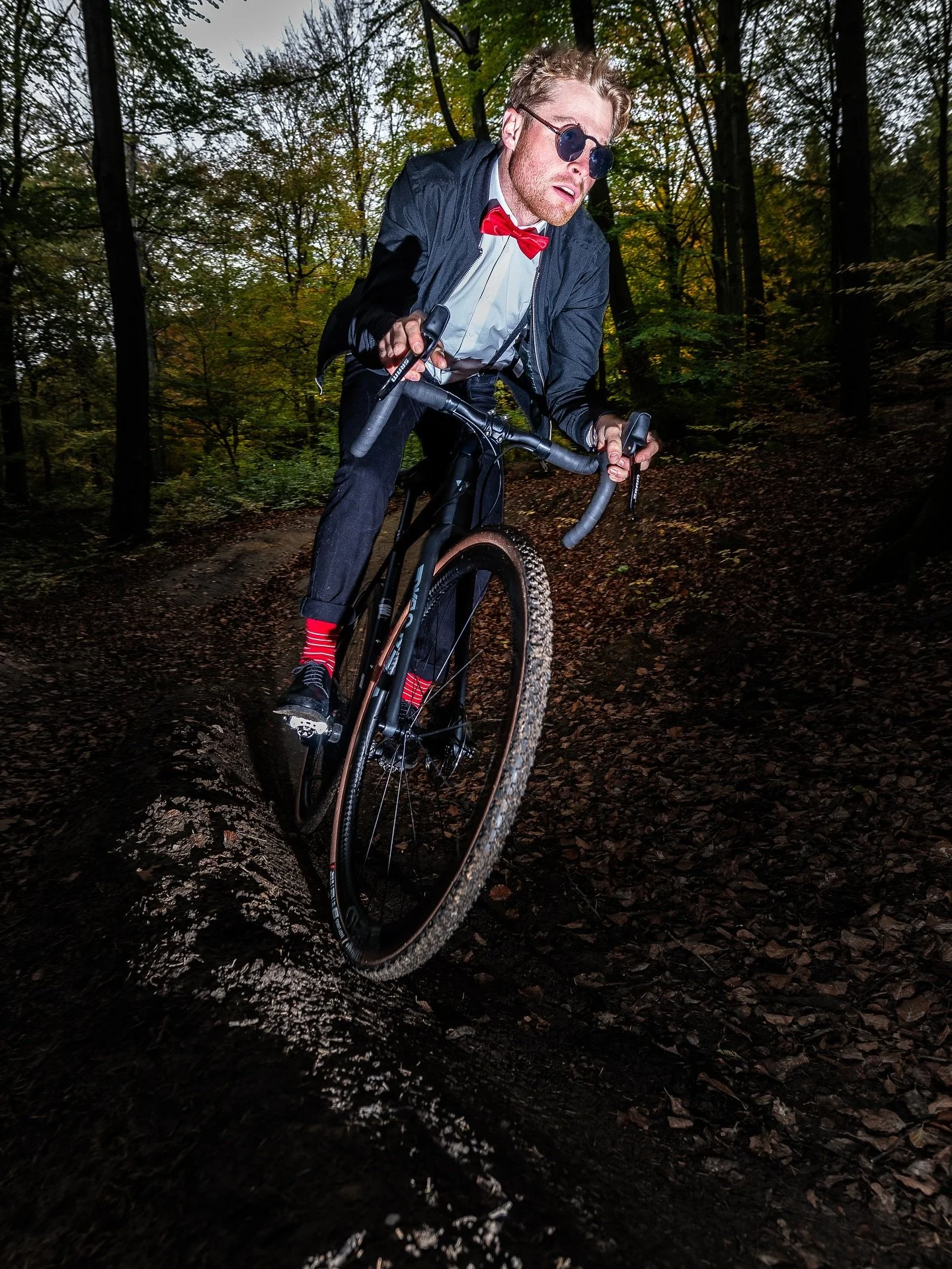 Biking 

🇩🇪 Radfahren war immer ein Teil meines Lebens, mit zwei Jahren und umgeknickten St&uuml;tzr&auml;dern bin ich mit meinem Cousin Rennen ums Haus gefahren in der Jugend hat es mich dann auf Rennrad verfrachtet und sp&auml;ter noch mit dem di
