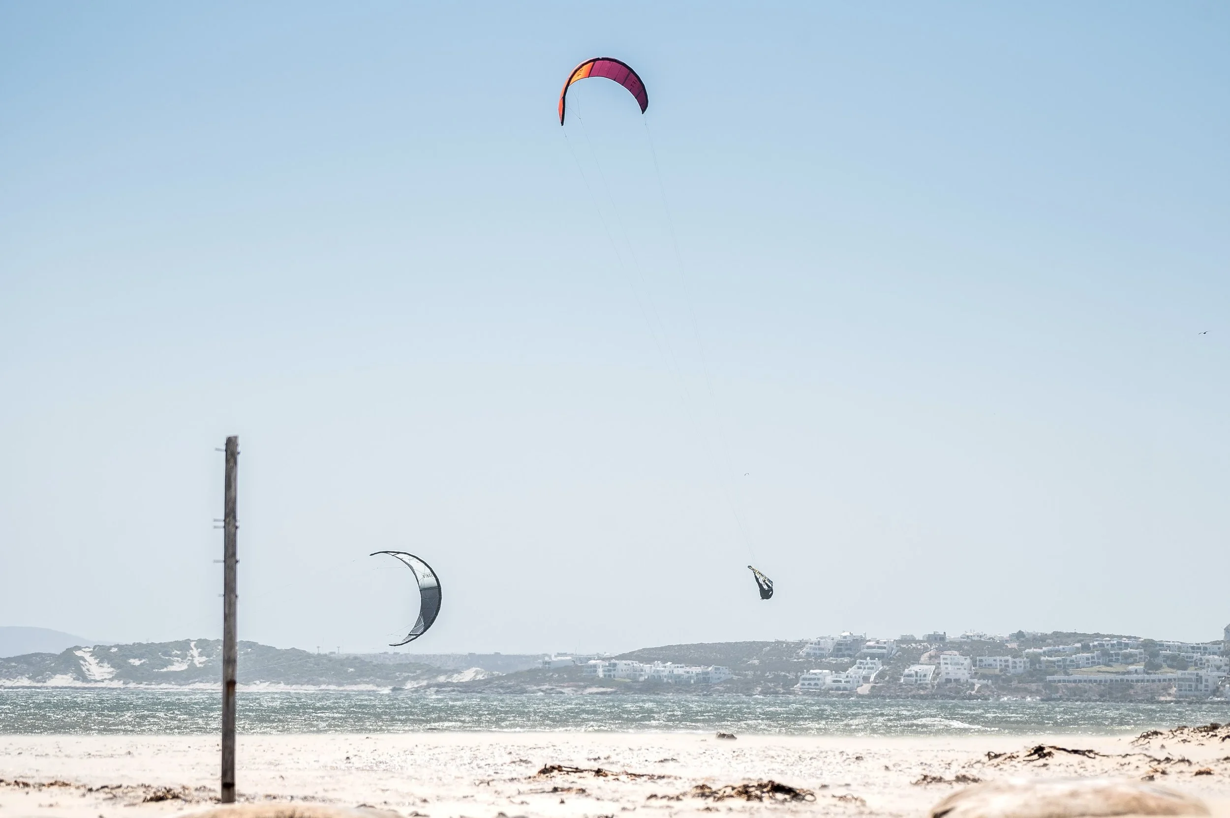 Kite time &hellip;

🇬🇧 Next week it&rsquo;s finally happening &mdash; the @gkakiteworldtour is coming to Borkum for the @kiteboarding.world.cup and I&rsquo;ll be there to capture the athletes throwing down some insane jumps. Can&rsquo;t wait for it