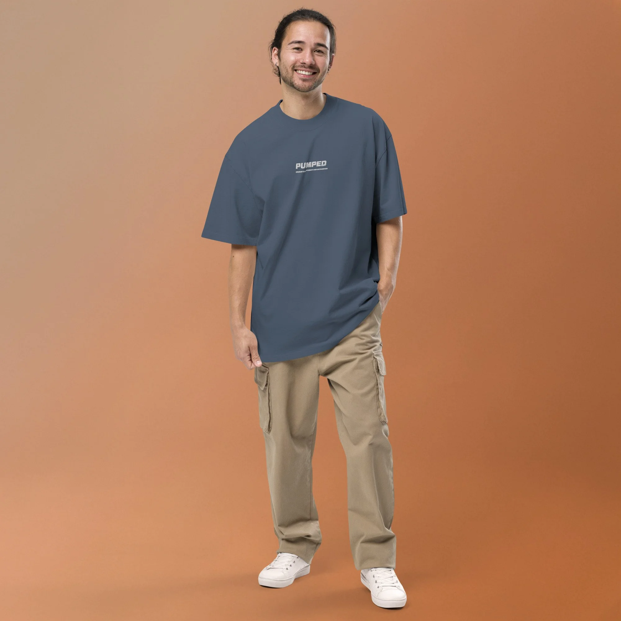 PUMPED ESSENTIAL TEE – clean, simple, everyday.