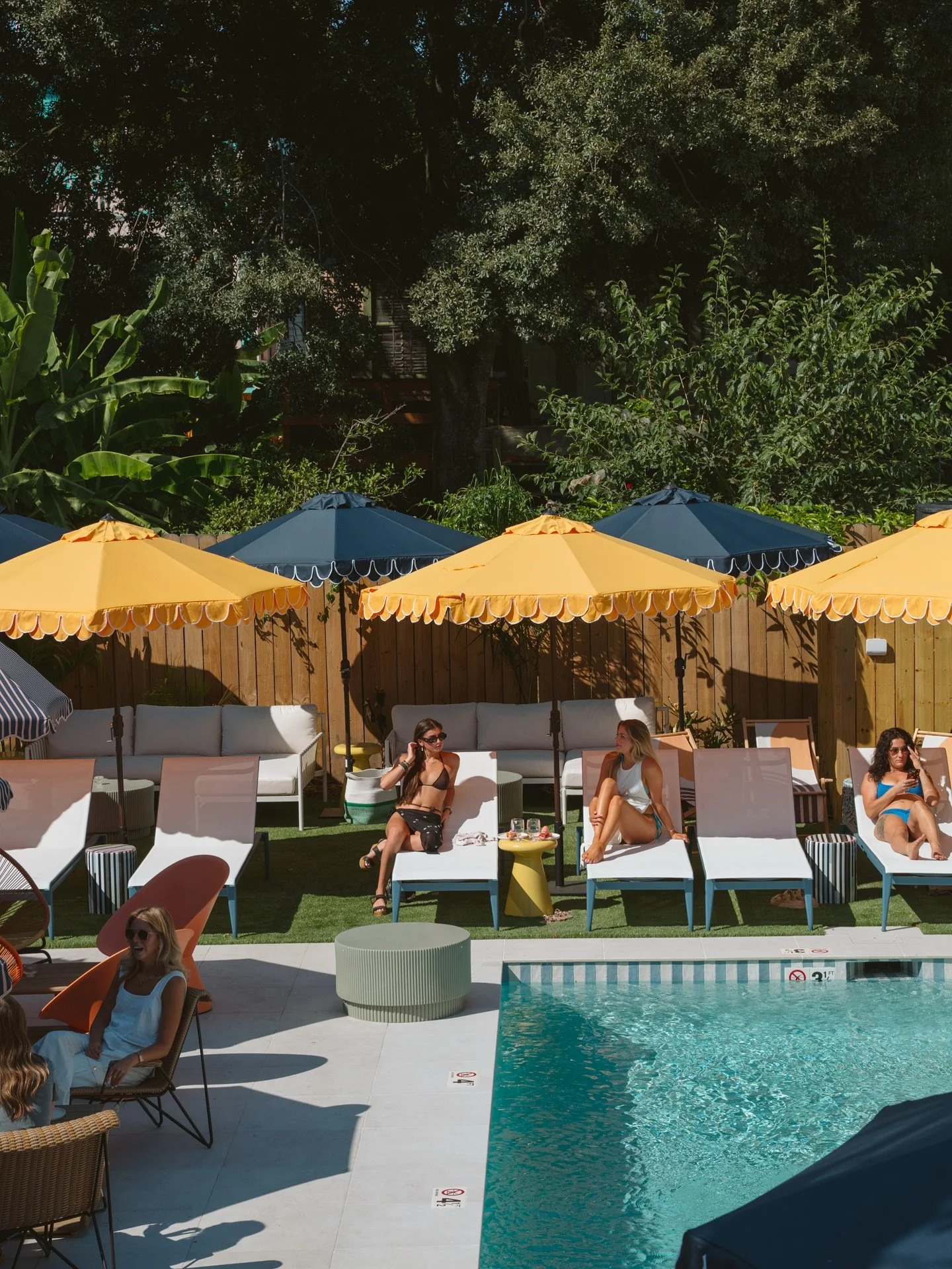HAPPY HOUR & FREE POOL TIME ALL DAY for service industry folks. Today’s your day.