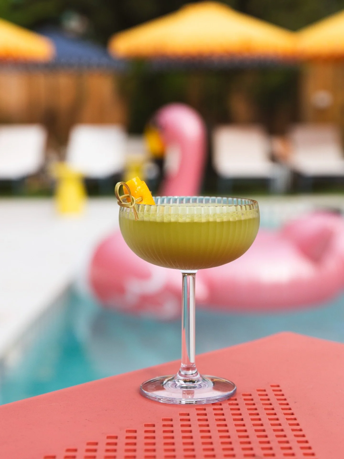 Get your greens at Sunnies Brunch this weekend! Matcha Martini &amp; Avocado Toast. 💚 ⁠
⁠
Matcha Martini | Vodka, Matcha, Almond Milk, Orange Liqueur⁠
Avocado Toast | Everything bagel&ndash;spiced avocado spread served on⁠ hearty wheat bread, topped