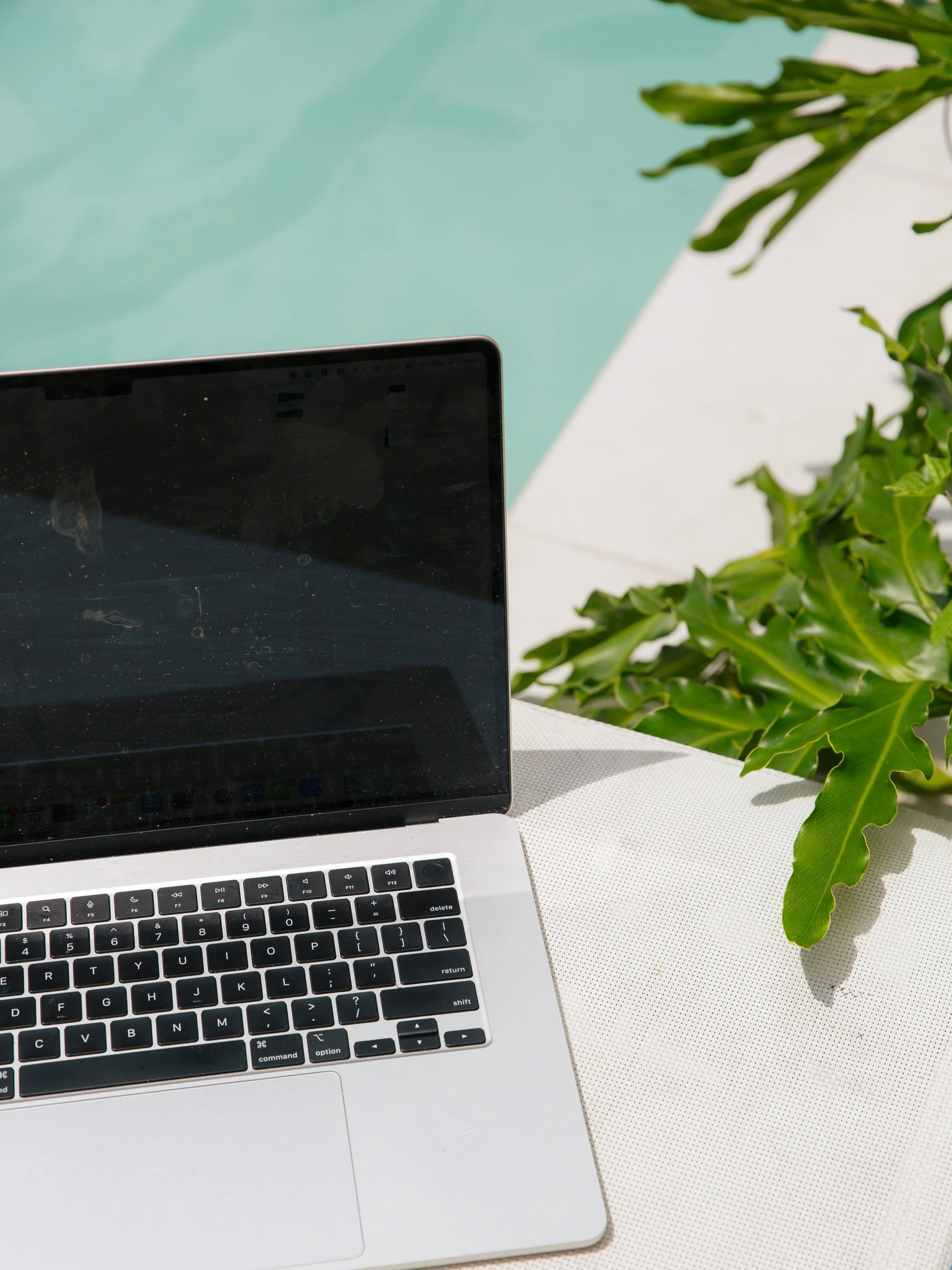 Your new remote work space comes with sunshine, a pool, and iced coffee on draft. Free WiFi. Cool vibes. See you poolside. 💻☕️☀️