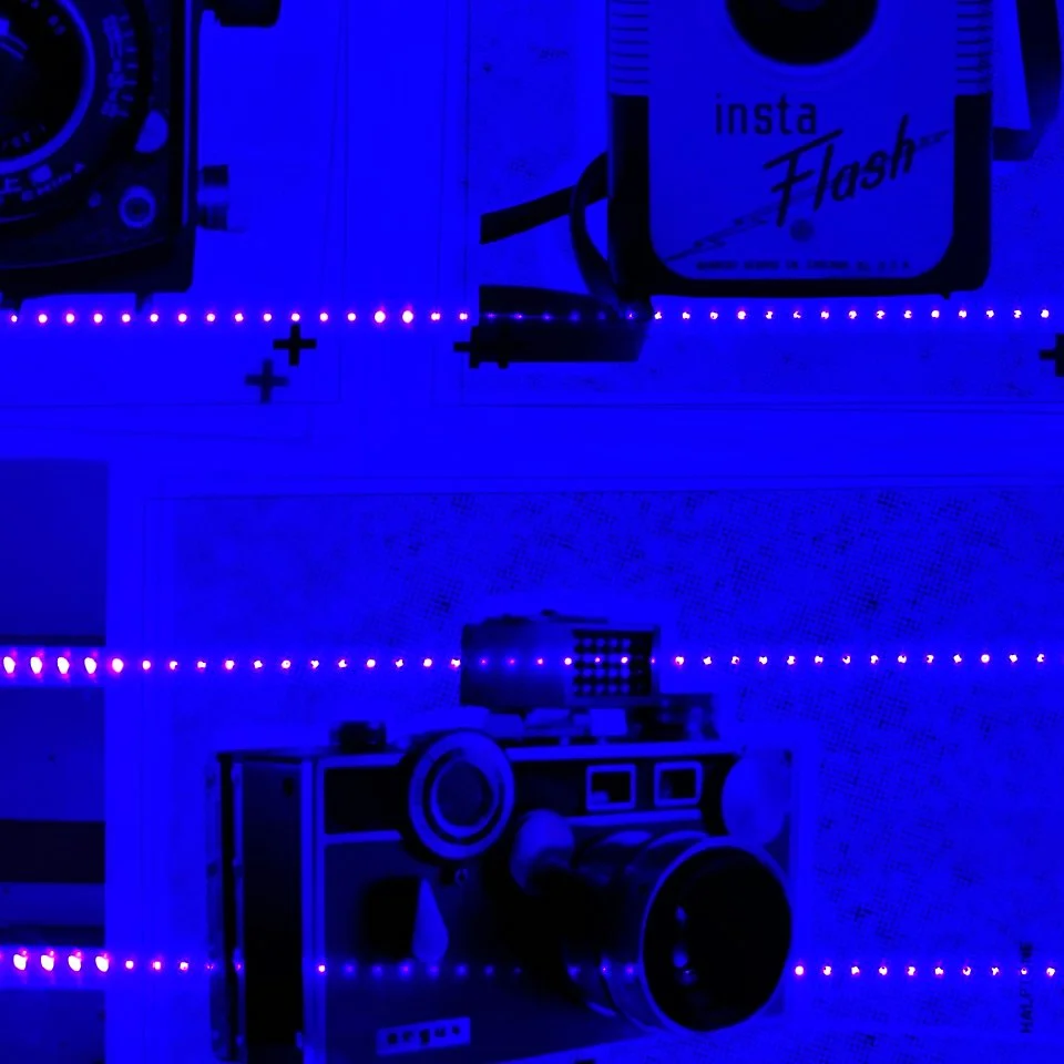 StoneGallery-stonesilkscreens-Contemporary-ArtStudio-ArtGallery-PalmSprings-California-Shop-analog-icons-portrait-D4.jpg