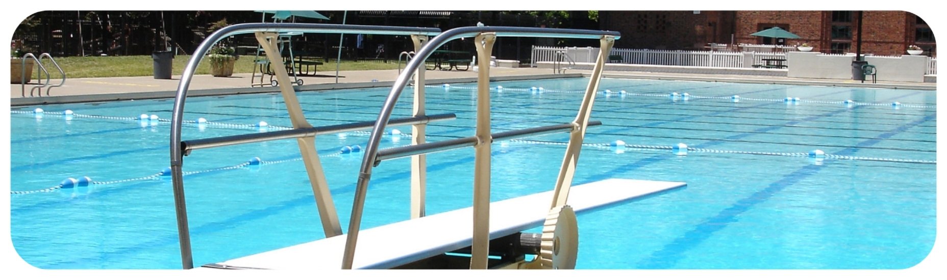 Public swimming pool diving board and pool layout illustrating potential swimming pool accident risks in Iowa.