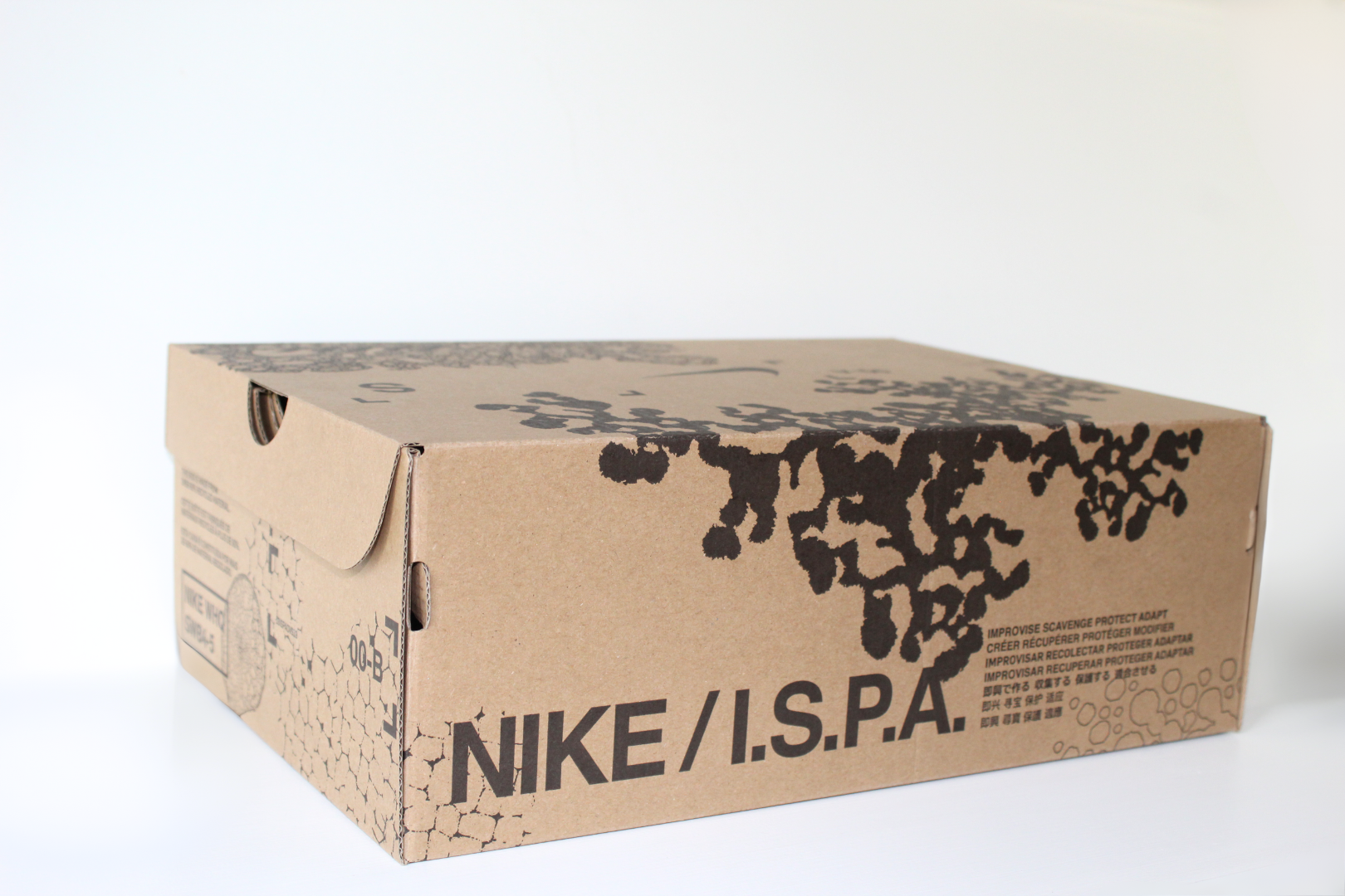 Packaging World: Nike Uses Algae-Based Ink to Decorate Footwear Box ...