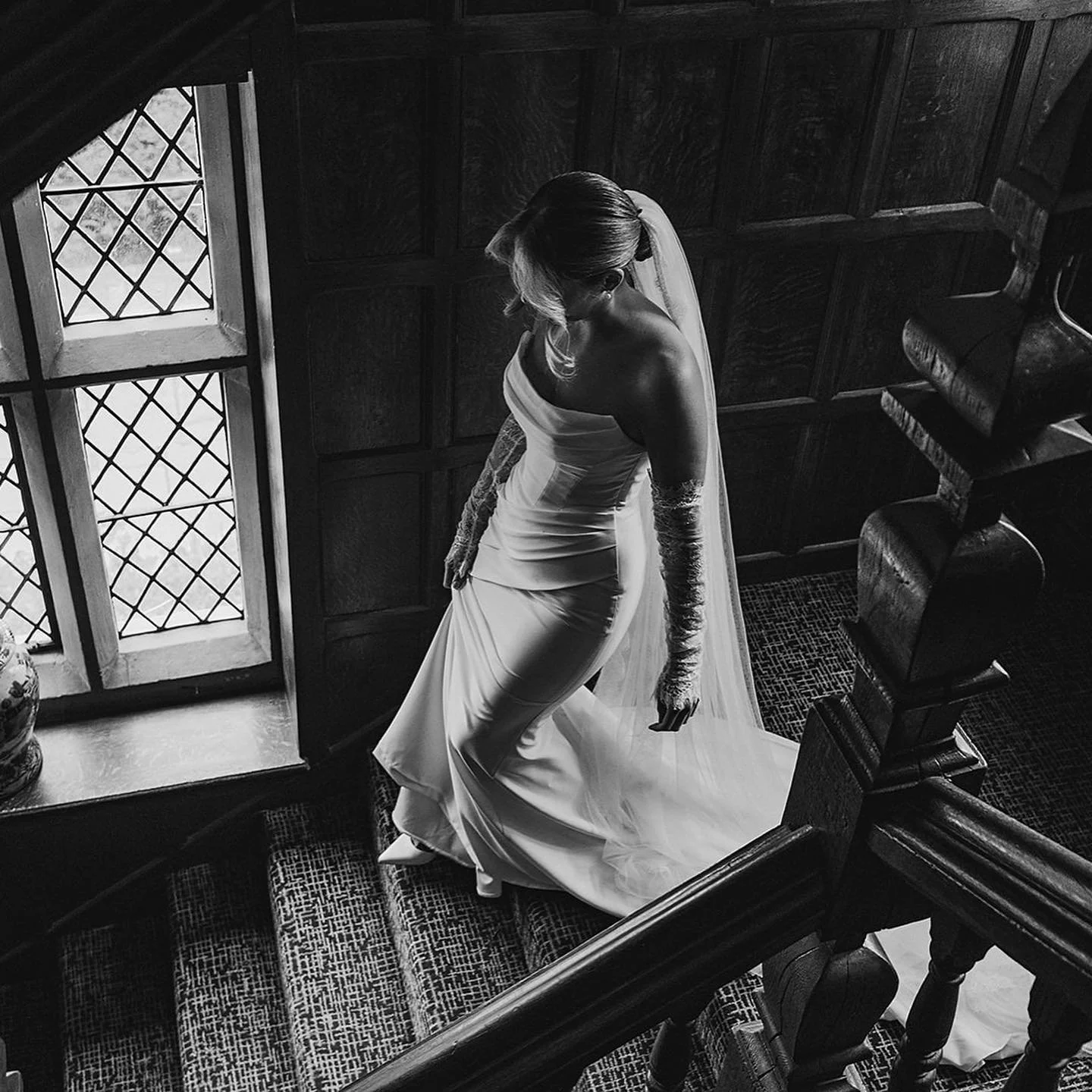 Bethany and Marcus, you absolutely smashed it! What a wedding, what a team! A fantastic day at Great Fosters. 

Thanks so much @bethcampopiano for having me along to capture your special day.  AMAZING!!

With special thanks to
@catherinelutherwedding