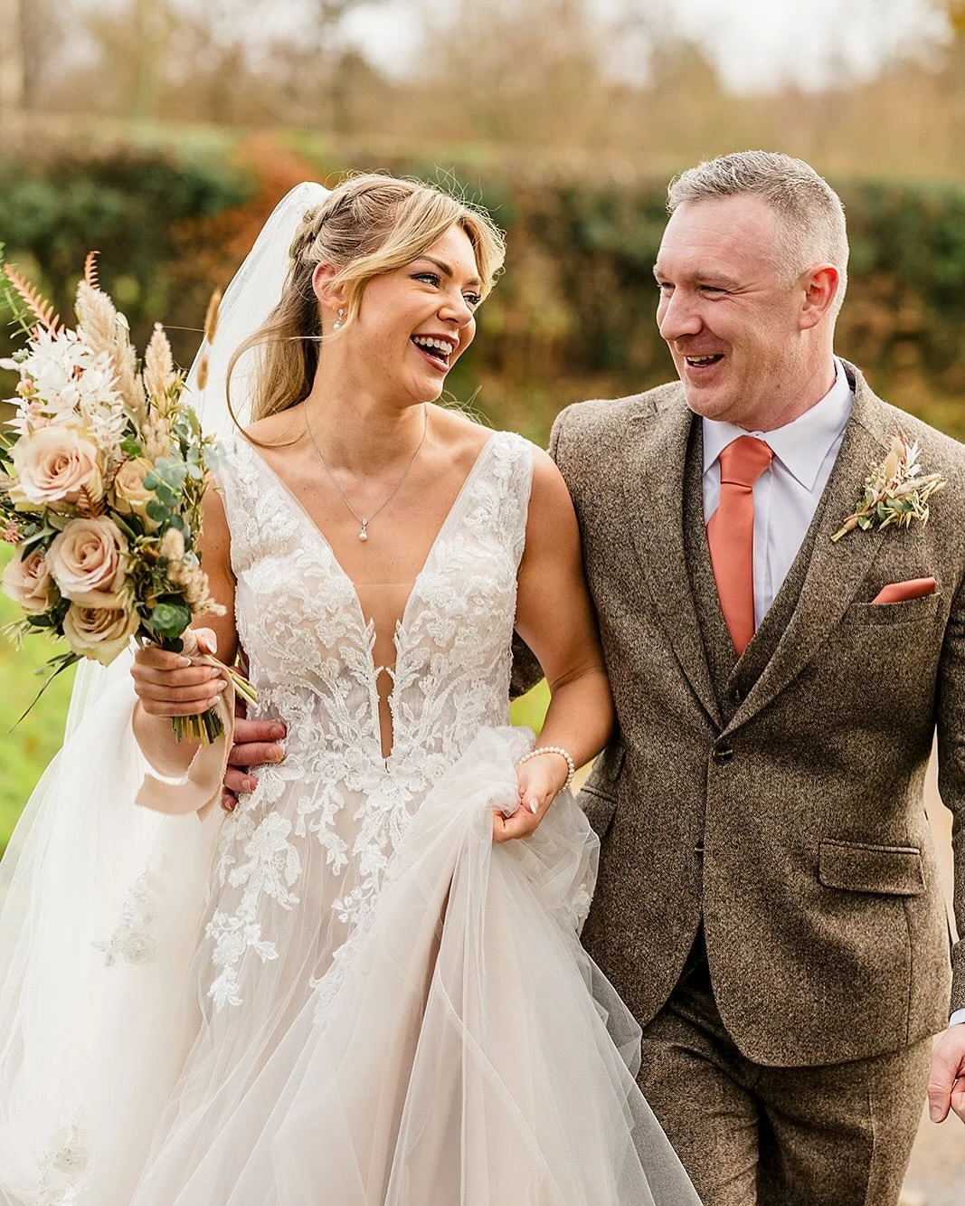 Emily and Haydon // Wedding highlights. My last full day wedding of the year and what a wedding it was! Can&rsquo;t wait to share more in the new year.. 
wedding love to:
Venue - @hendallmanorbarn 
Florist - @ferncottagefloristry 
Catering - @vinedin