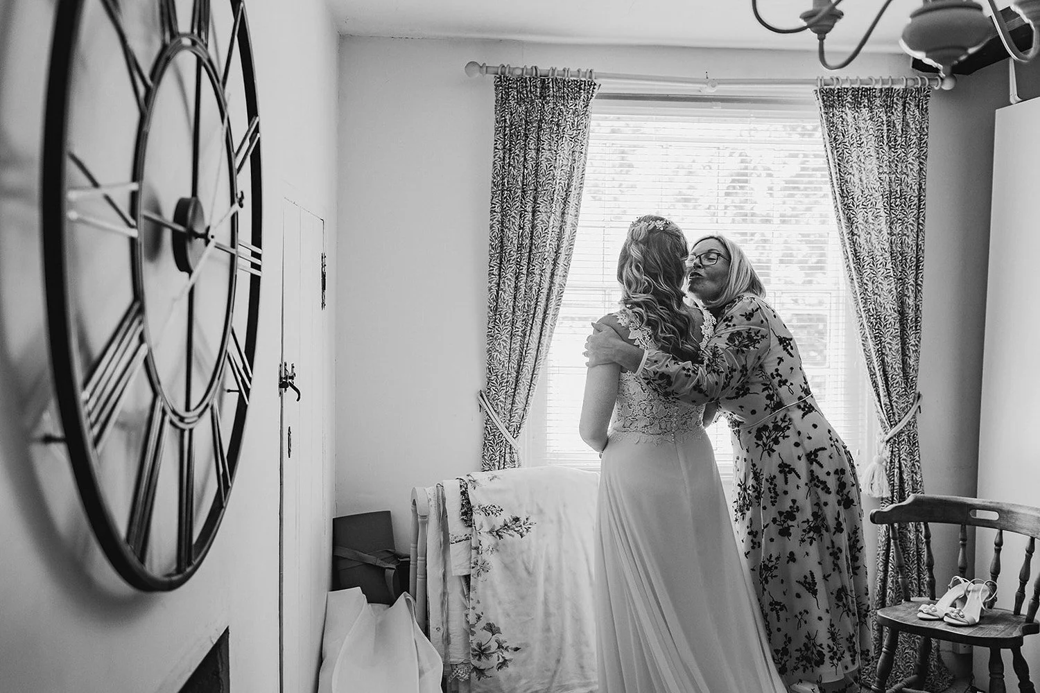 Natural sussex wedding photography