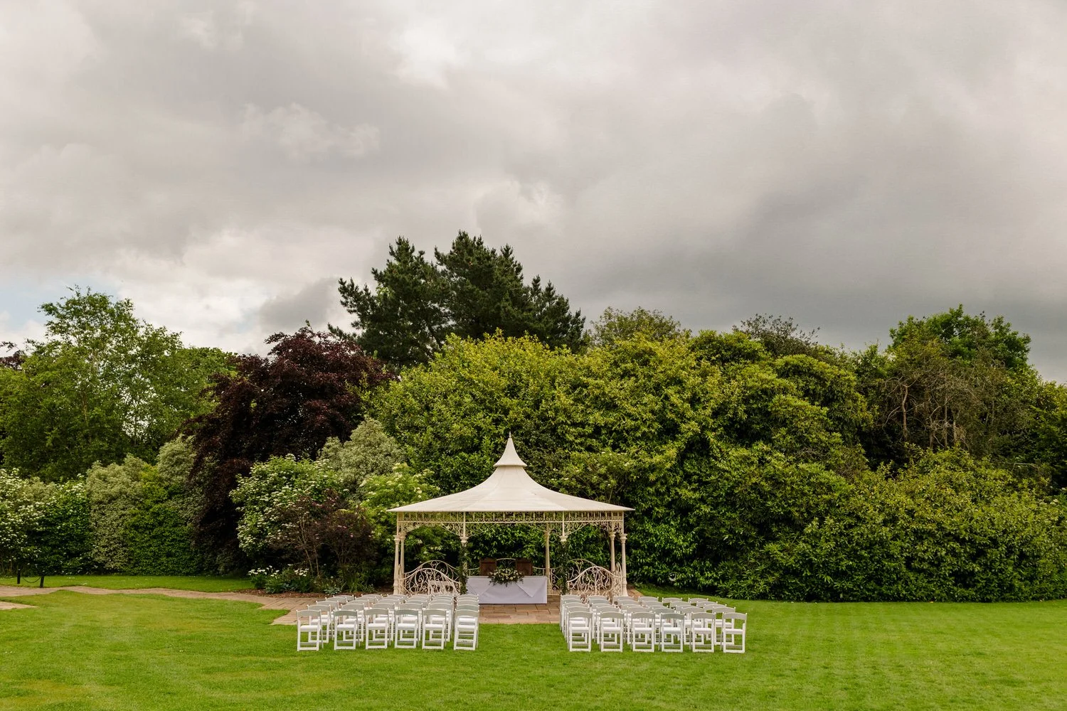 outdoor ceremony south lodge