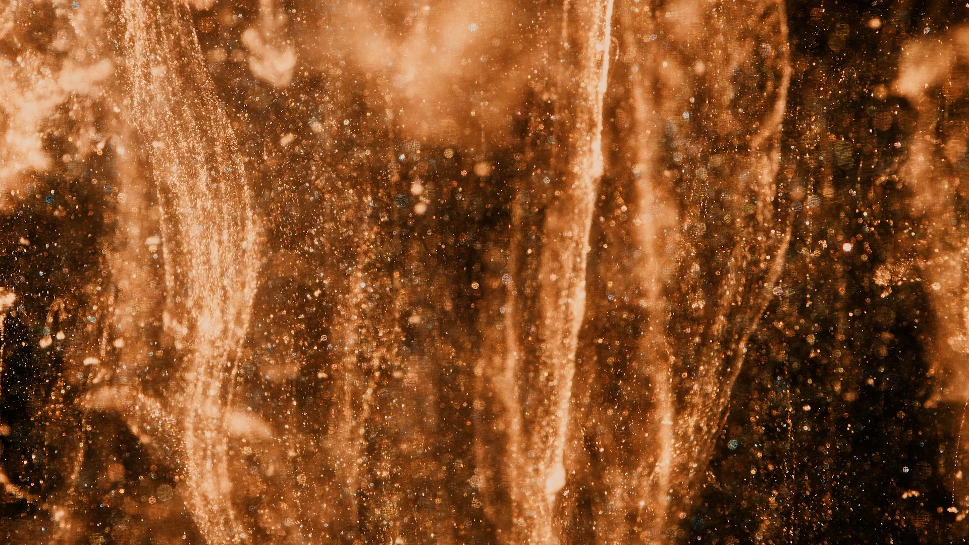 GoldStorm_04.jpg