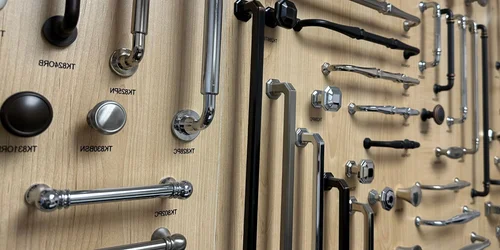 Knobs vs. Pulls: A Guide to Cabinet Hardware | Simply Cabinetry Blog ...